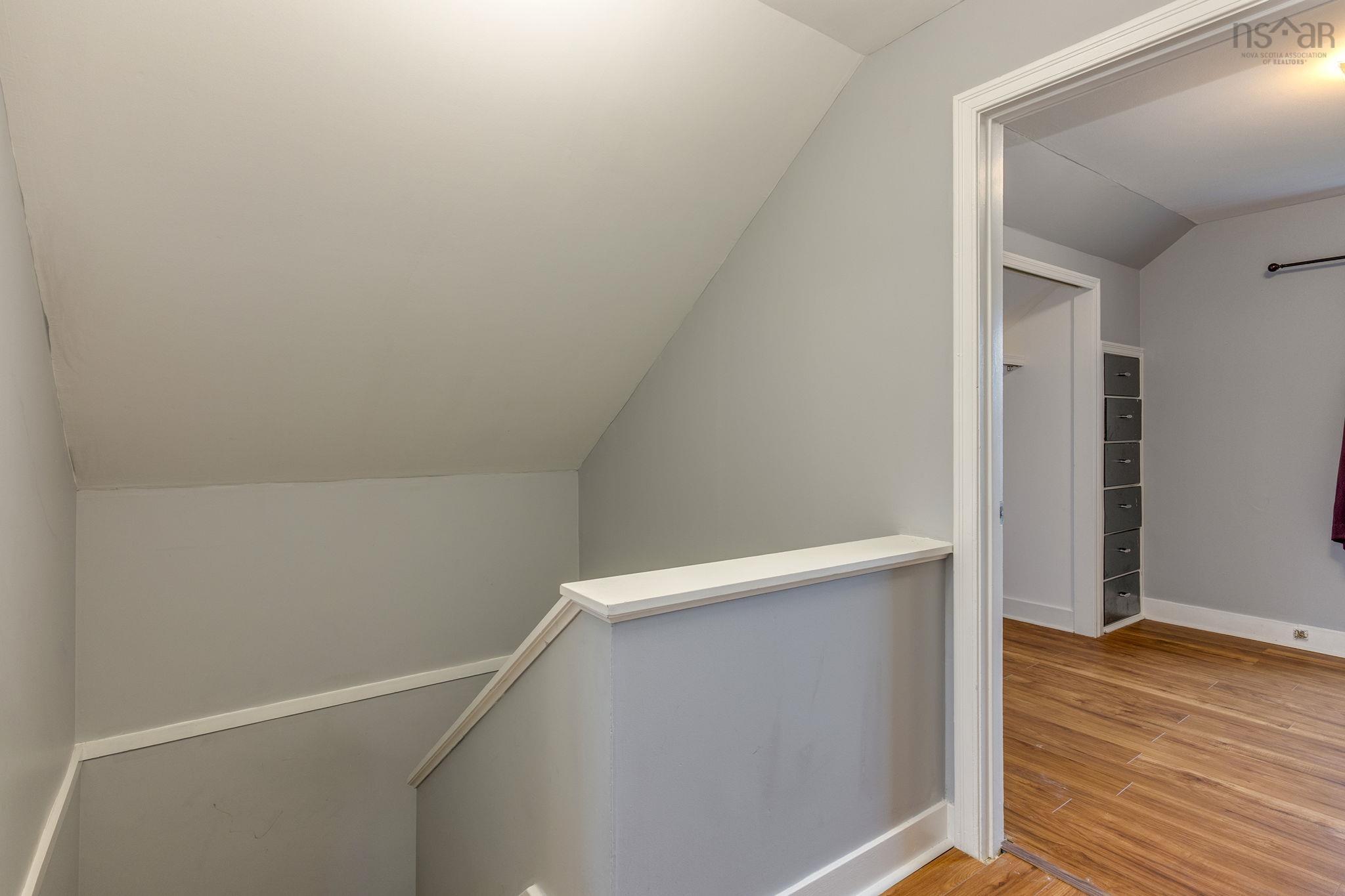 View image 19