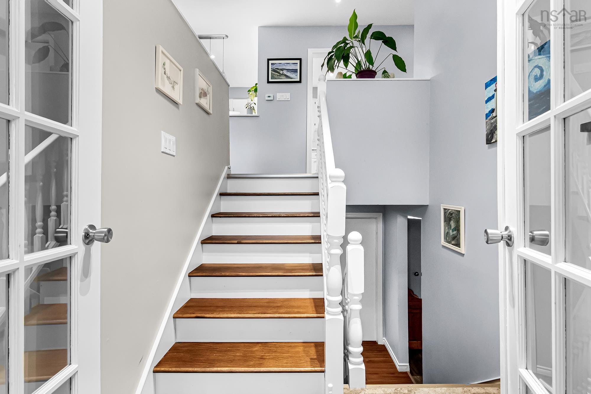 View image 18