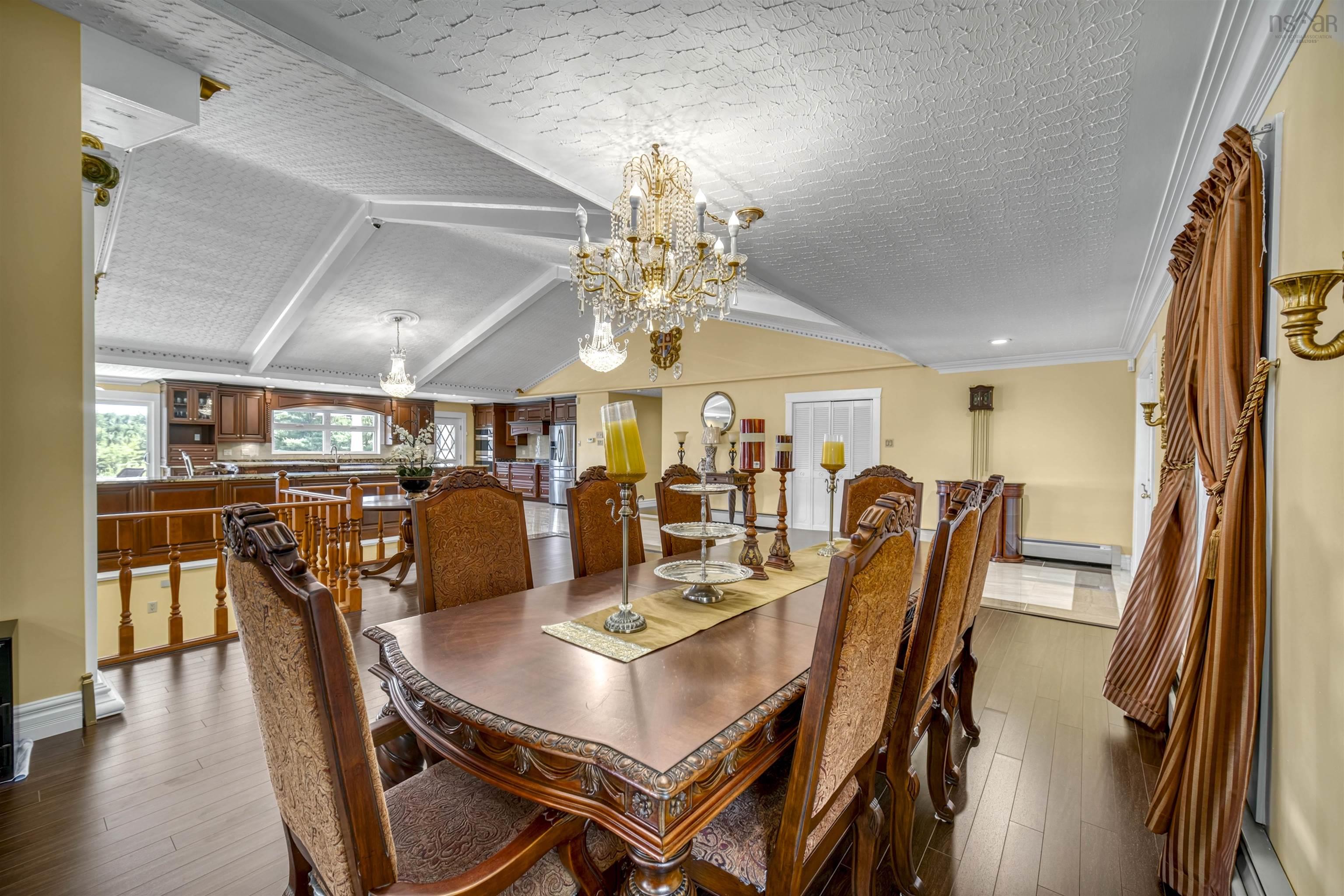 View image 18