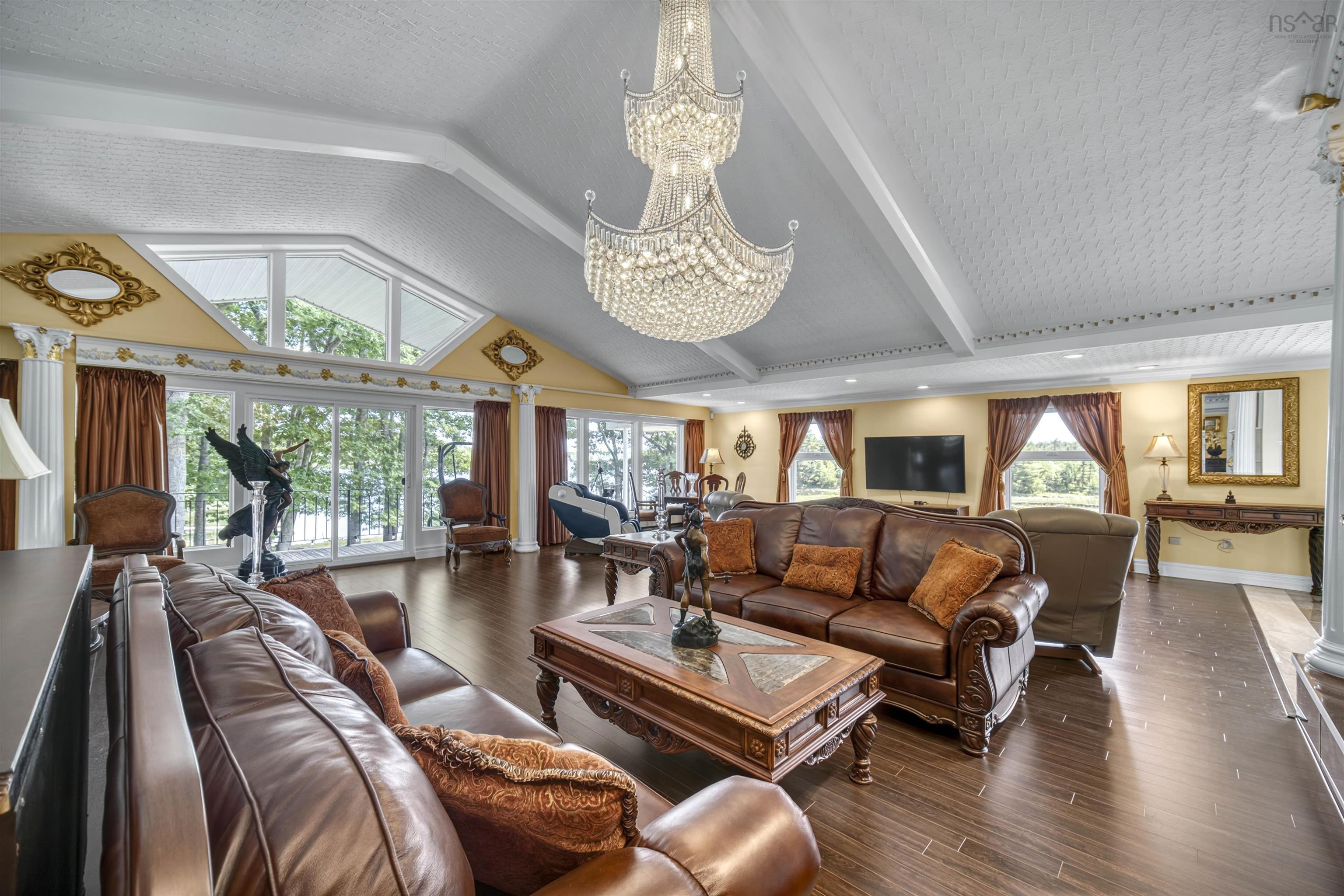 View image 9
