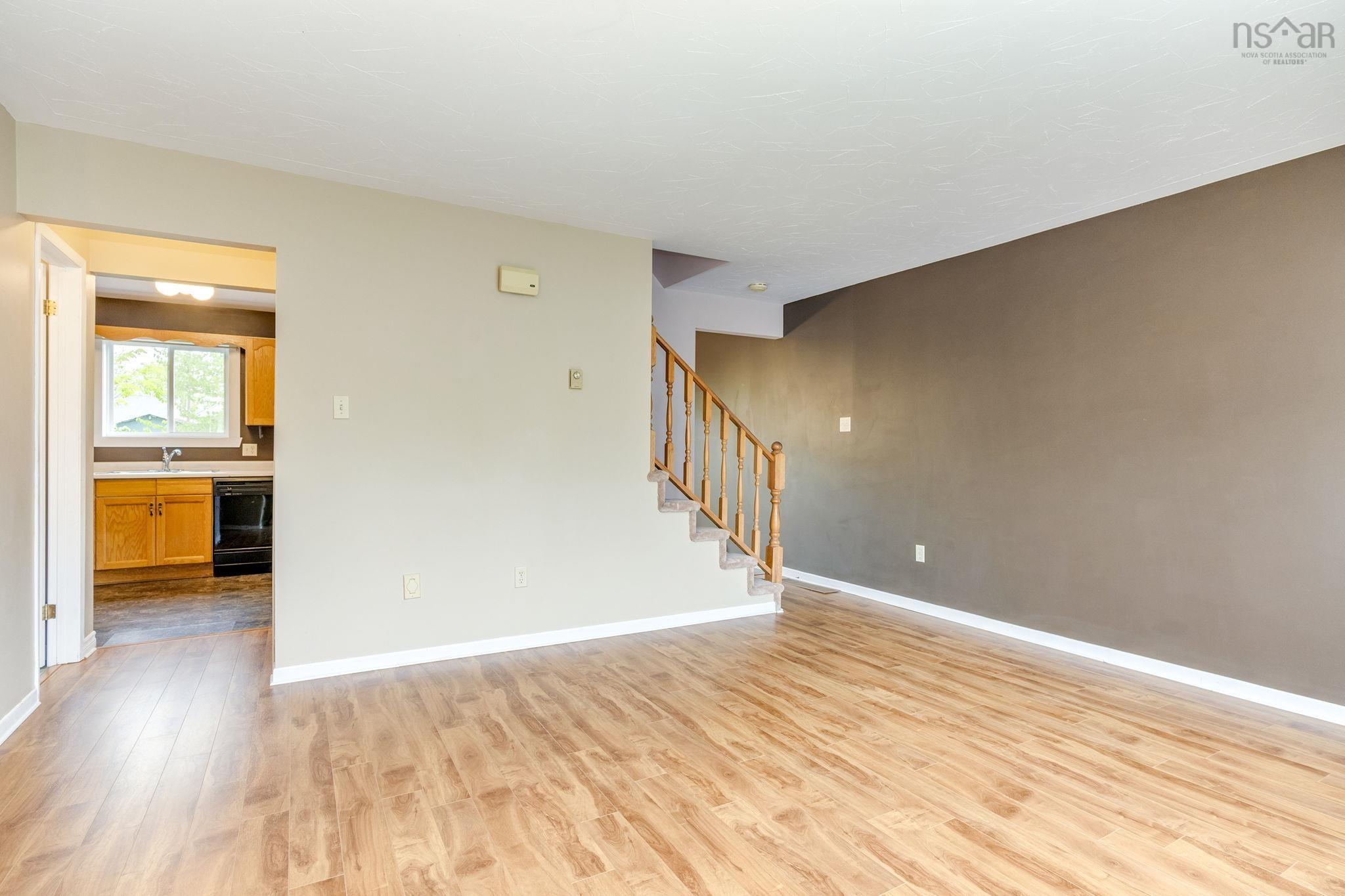 View image 8