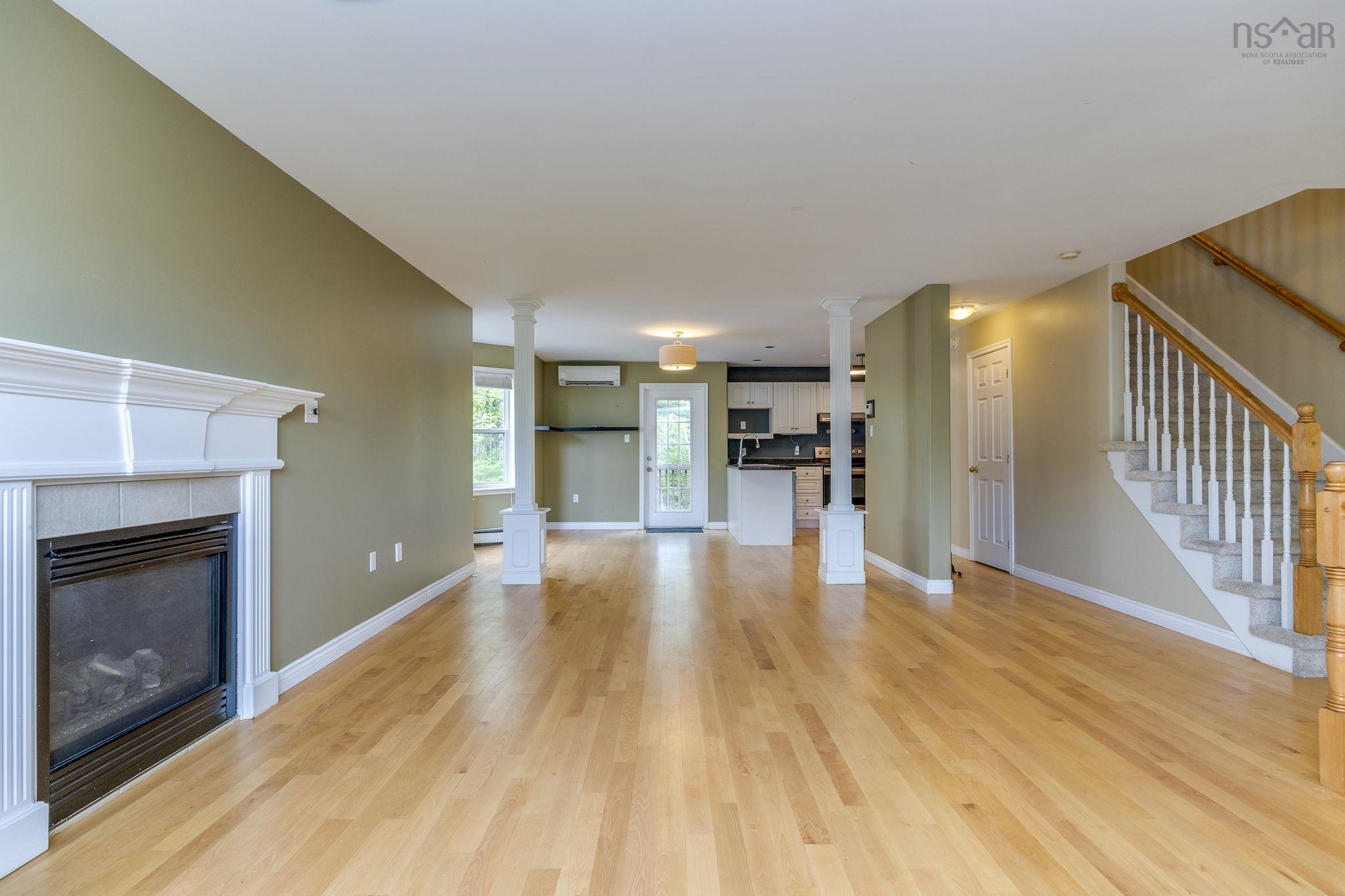 View image 11