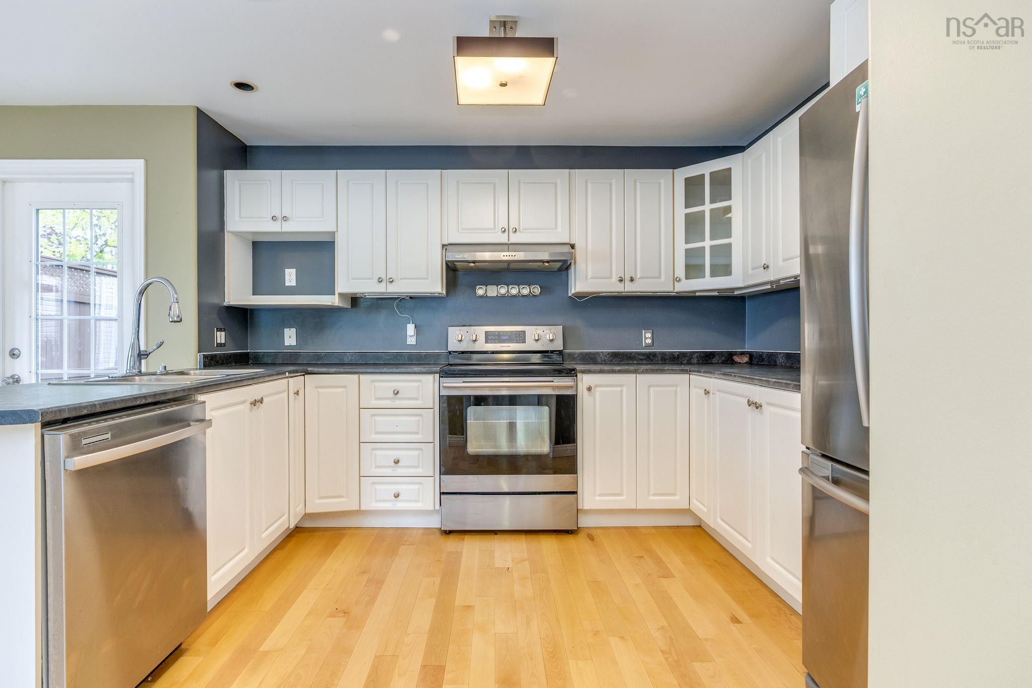 View image 17