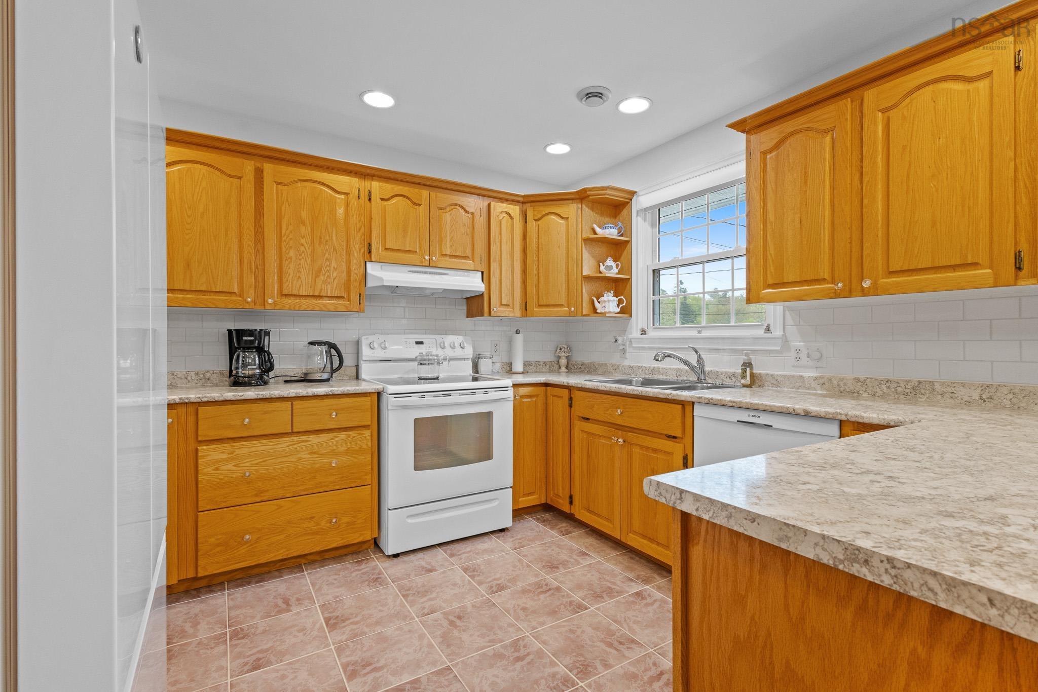View image 11