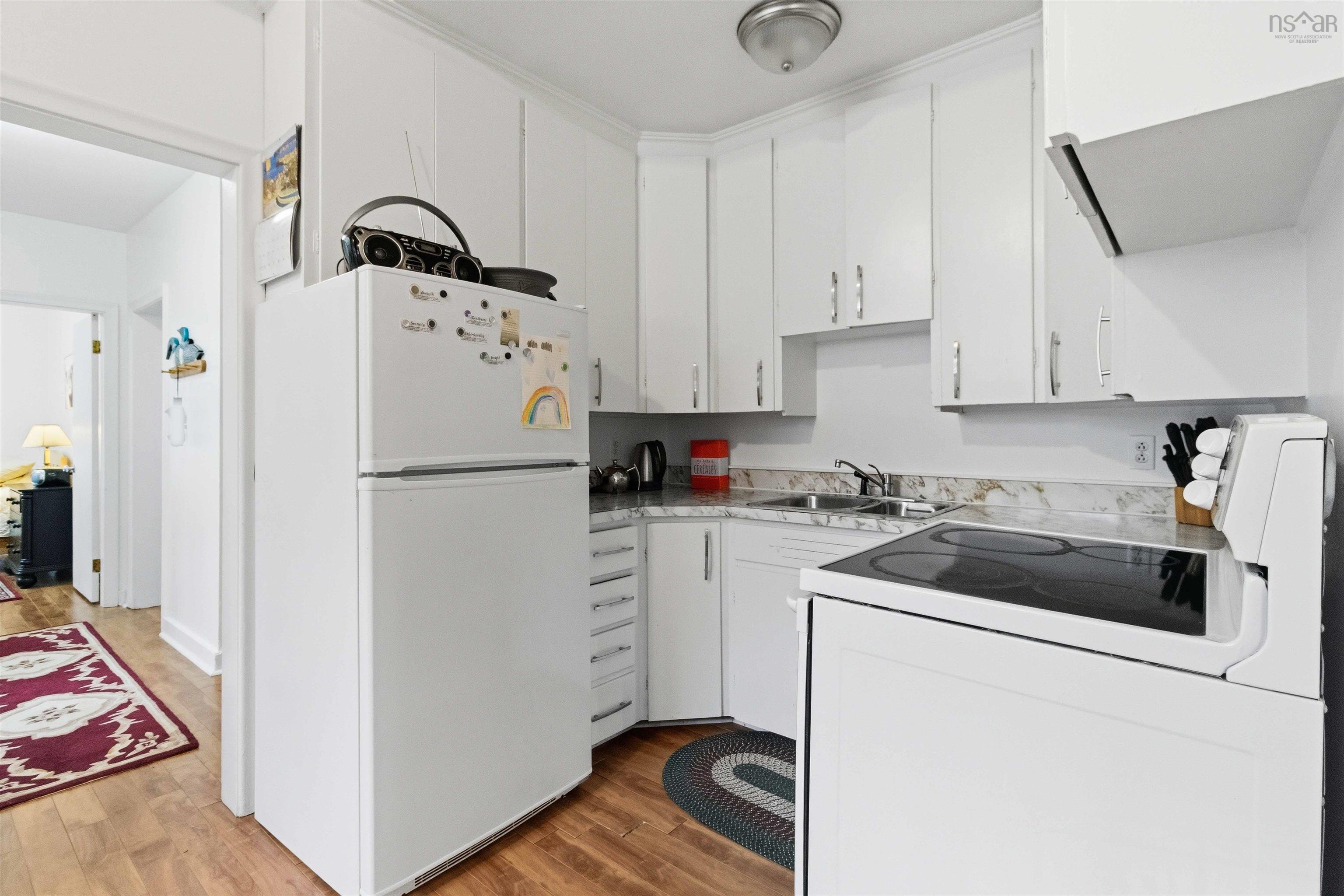 View image 11