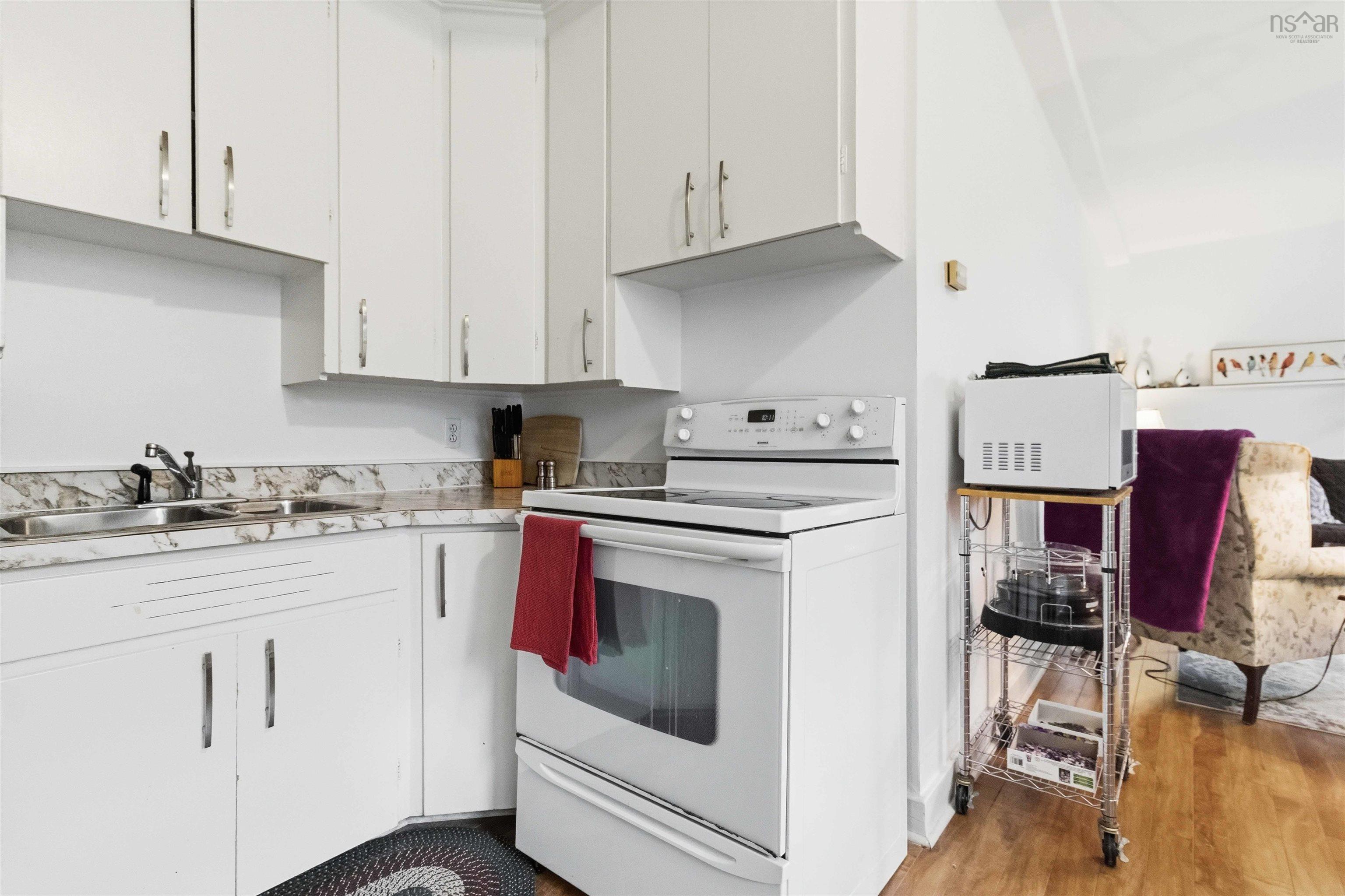View image 12