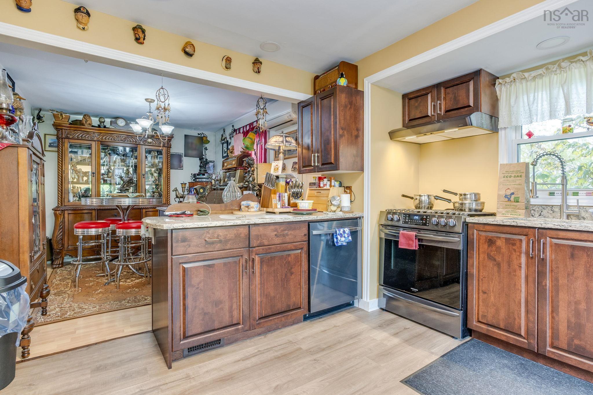 View image 17