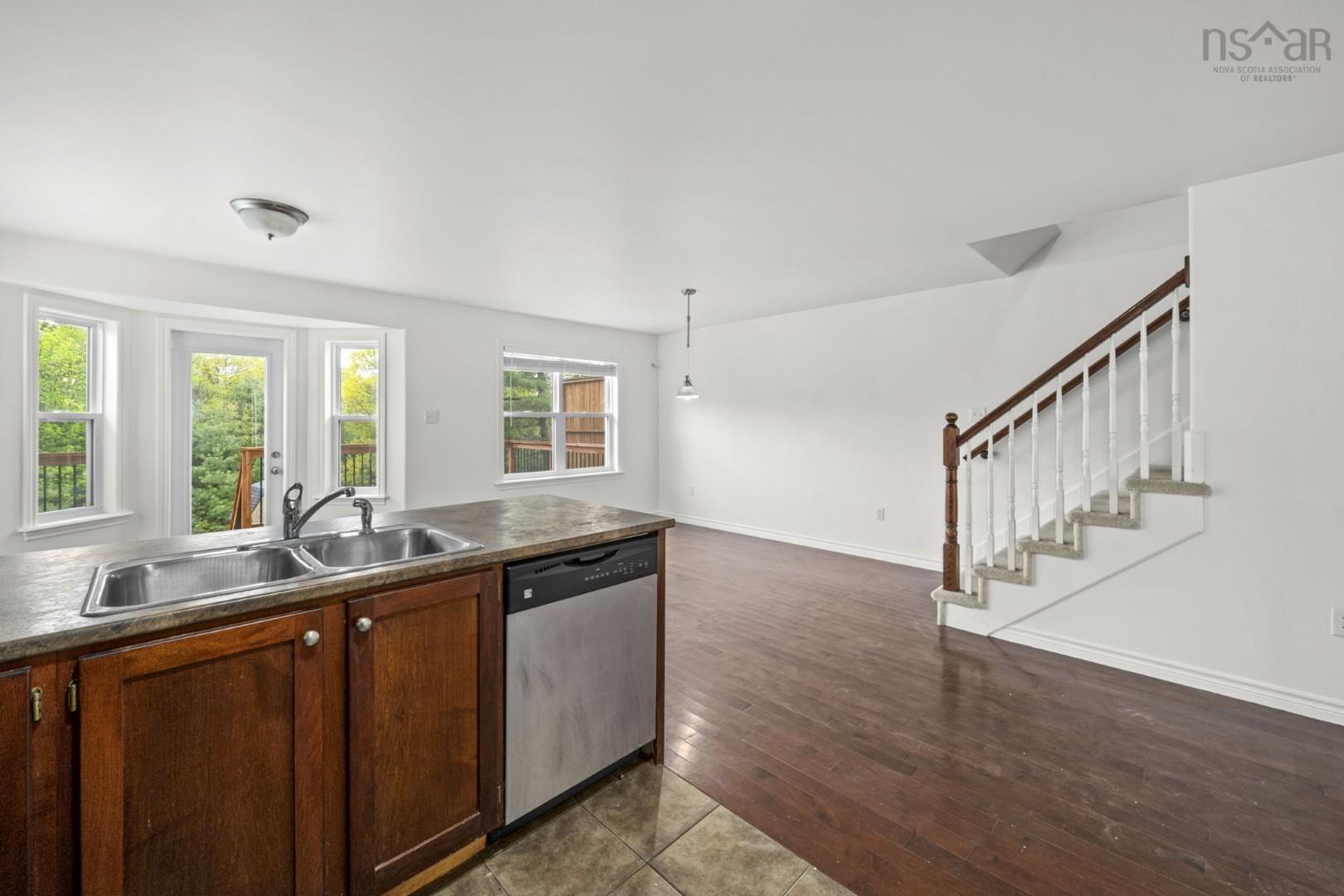 View image 11