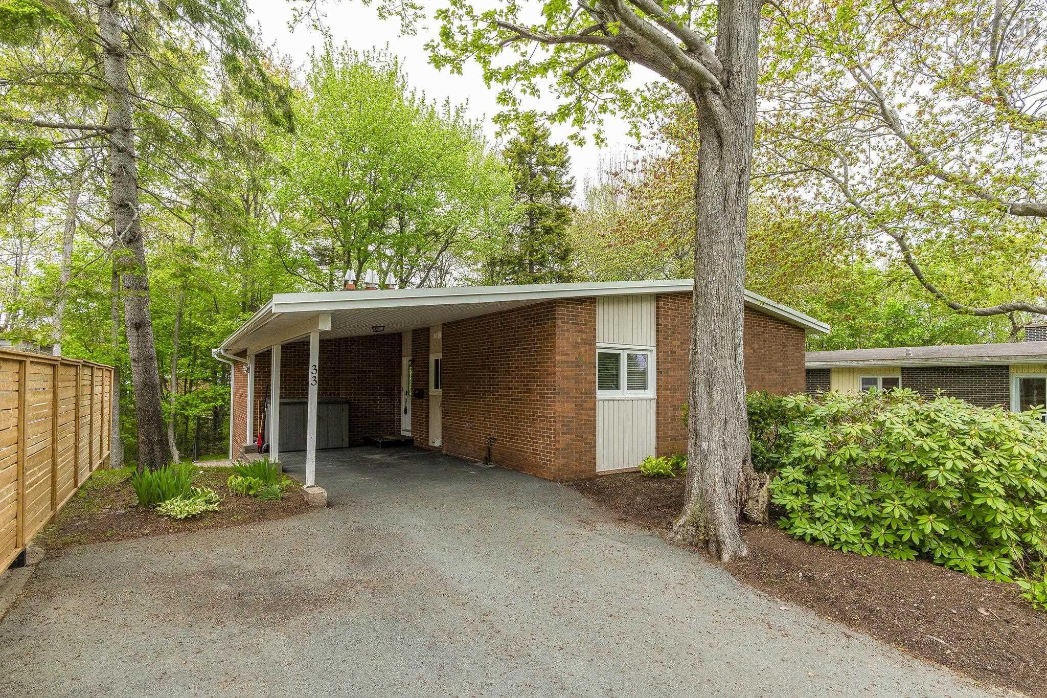 Thumbnail image for 33 Southill Drive MLS<sup>®</sup> 202612786