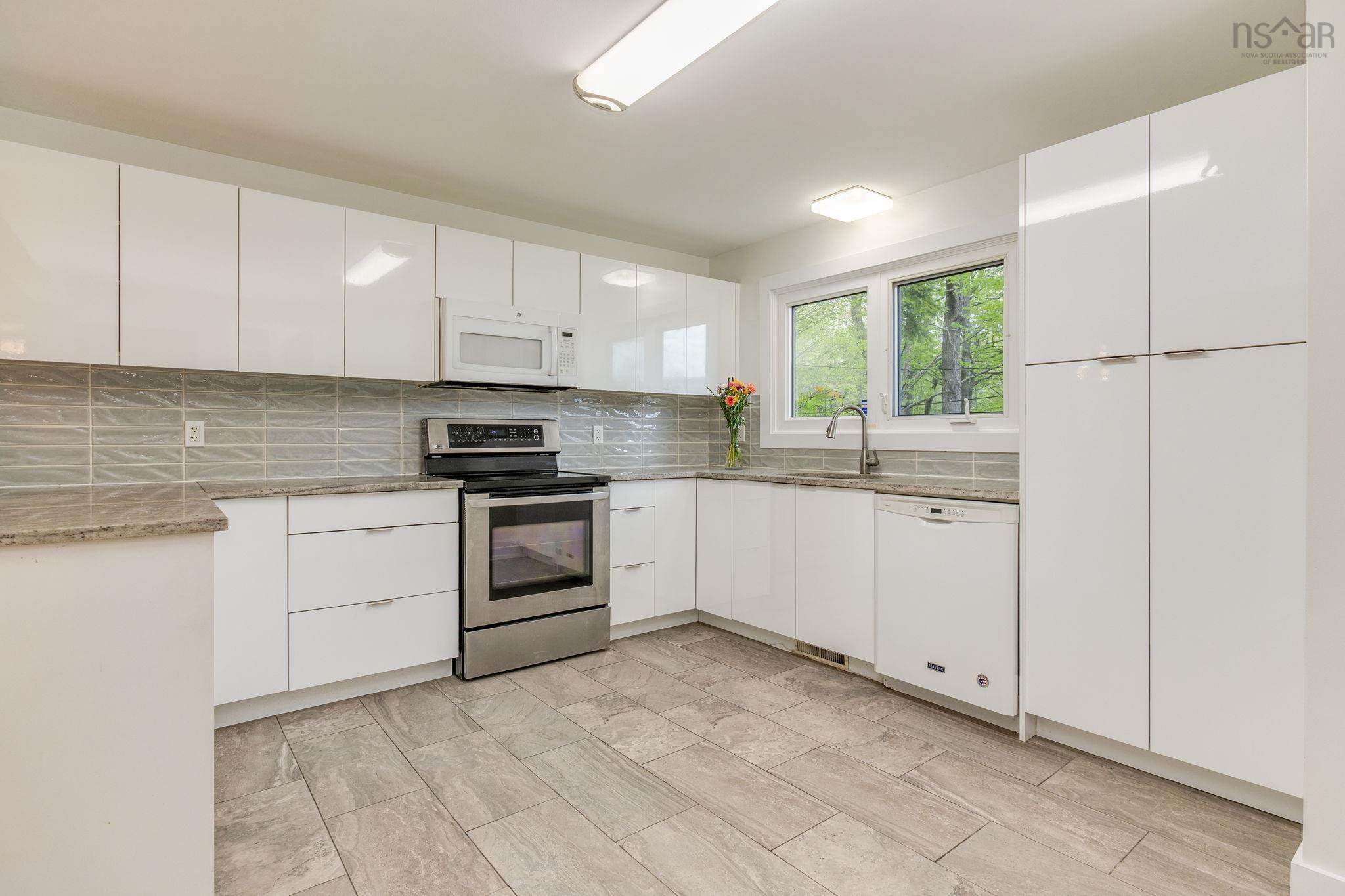 View image 11