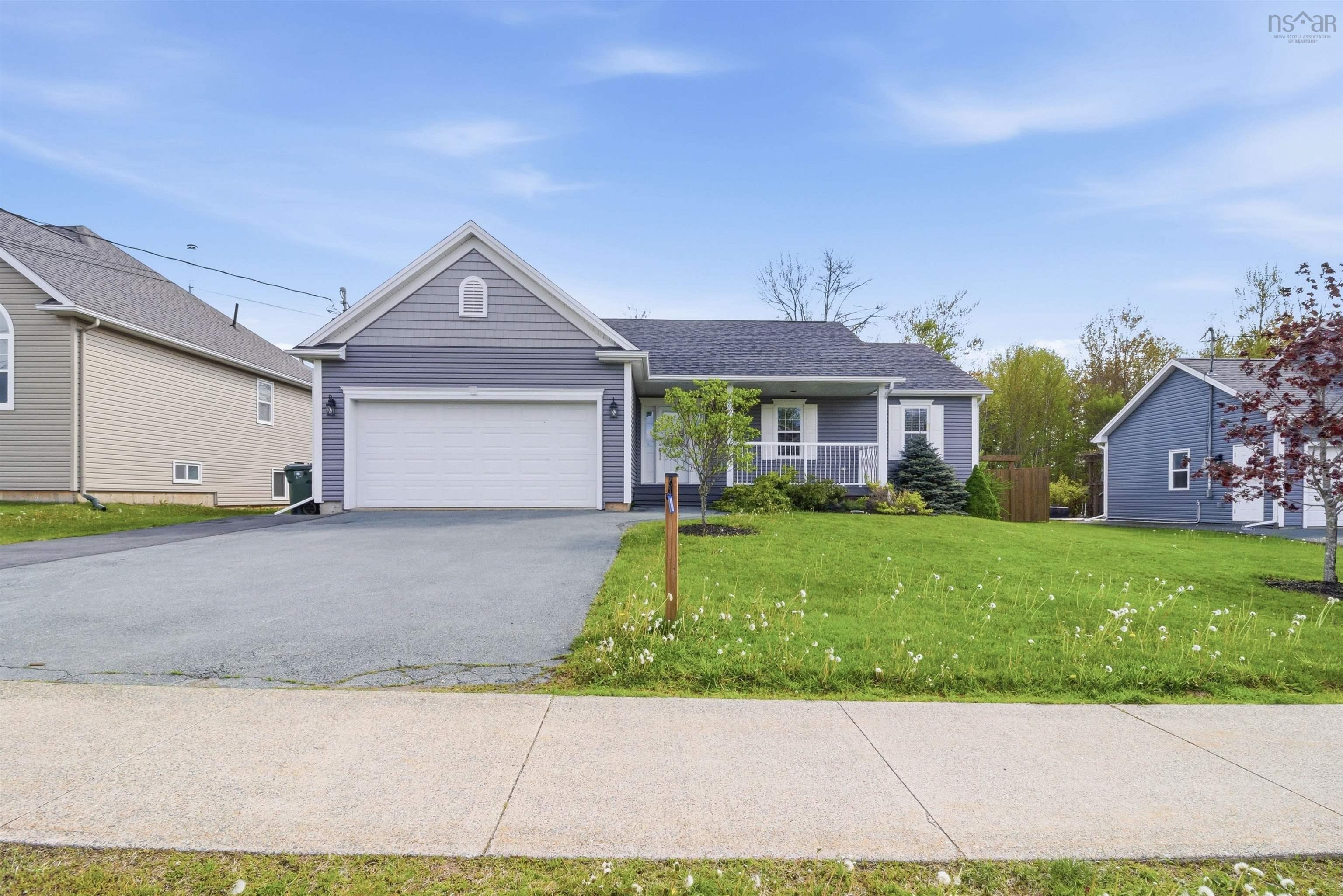 Thumbnail image for 18 Bona Crescent MLS<sup>®</sup> 202612797