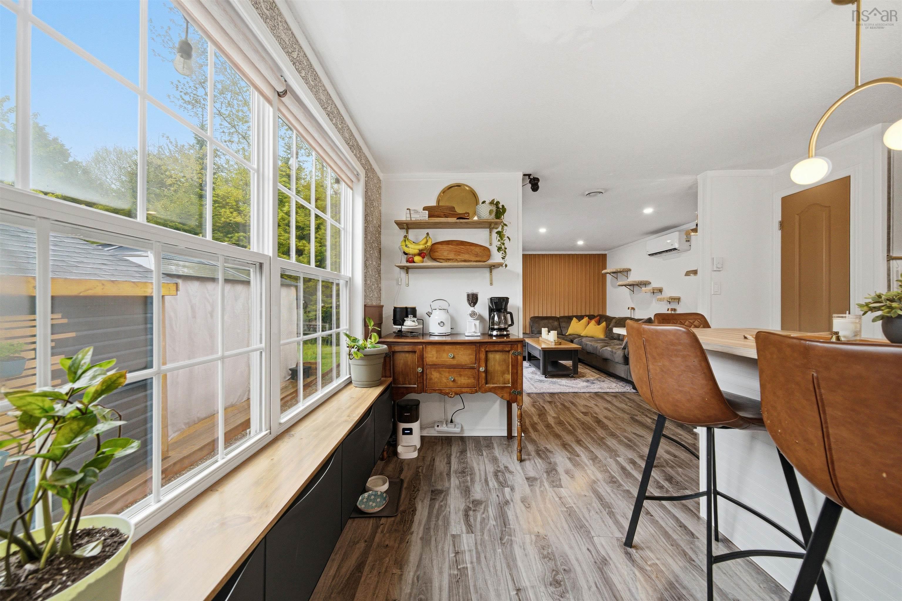 View image 12