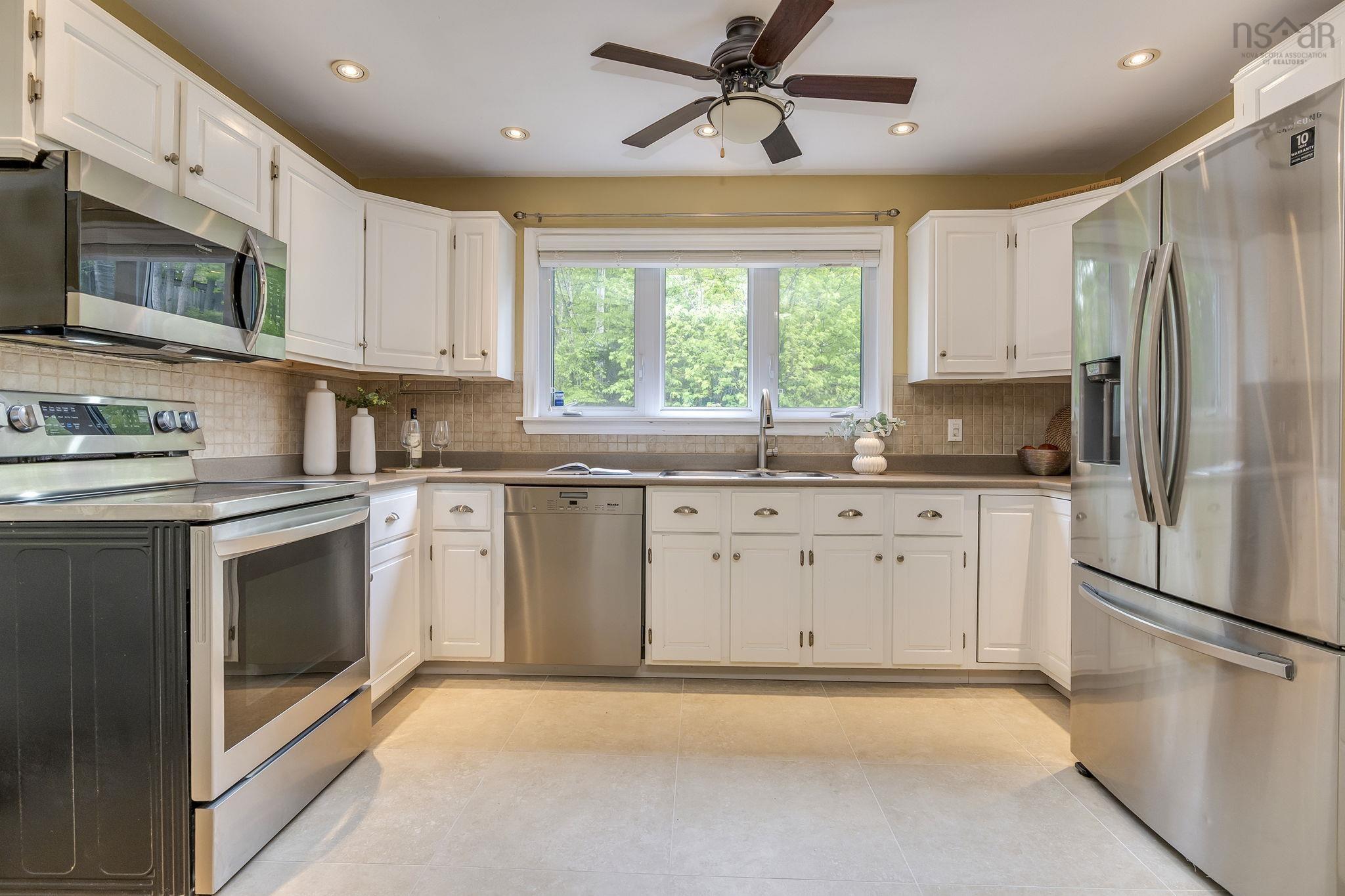 View image 11