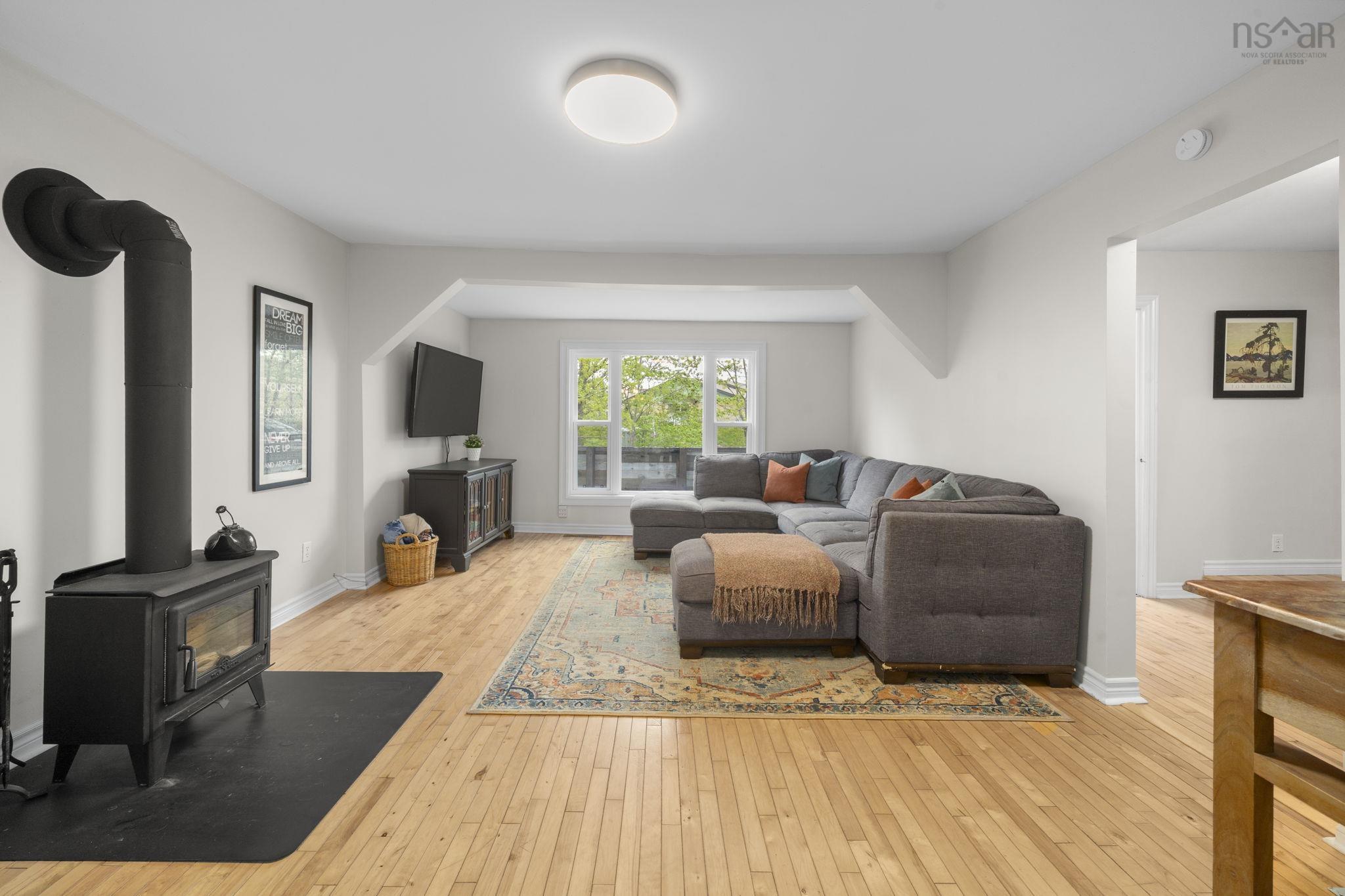 View image 10