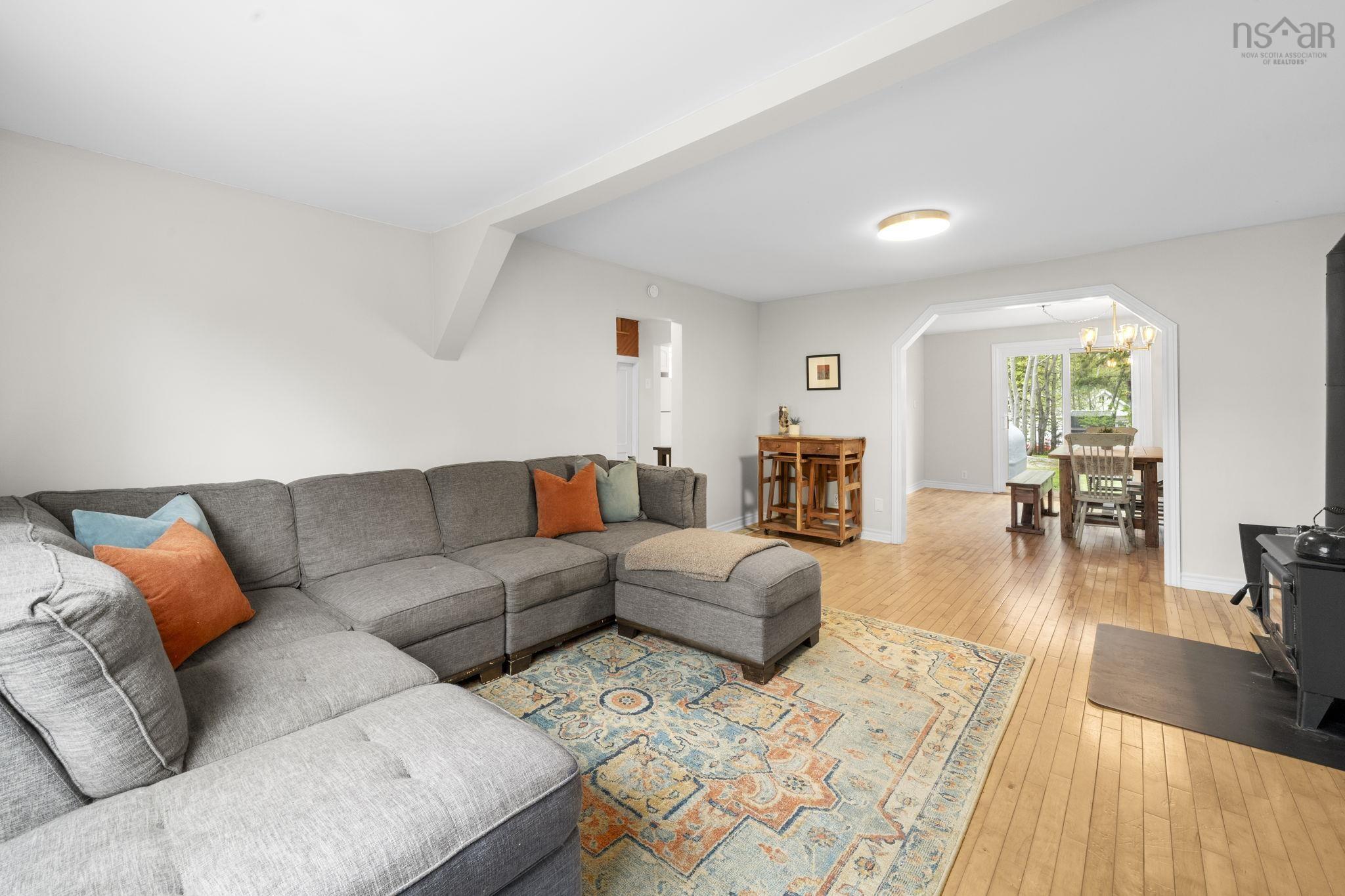 View image 9