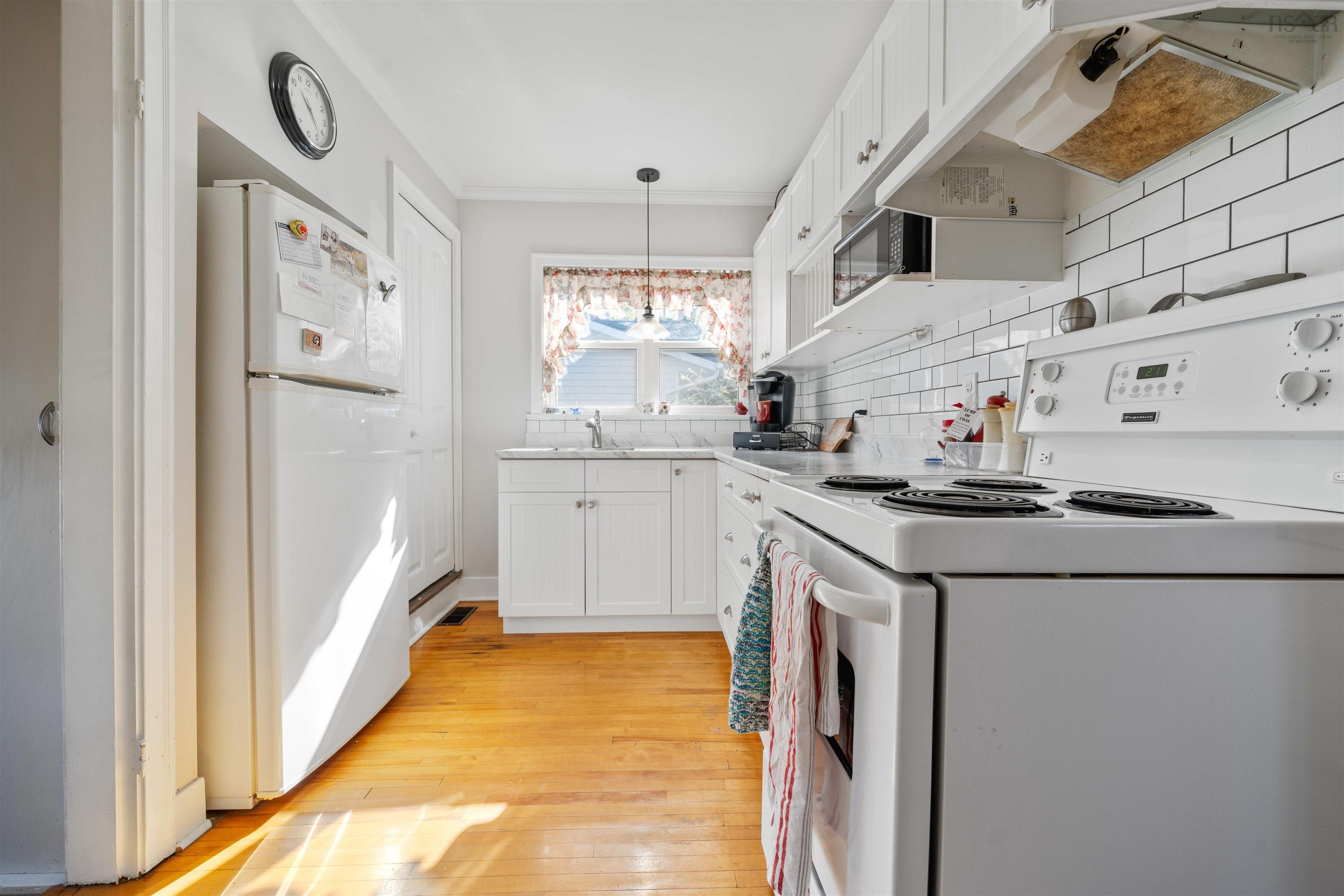 View image 11