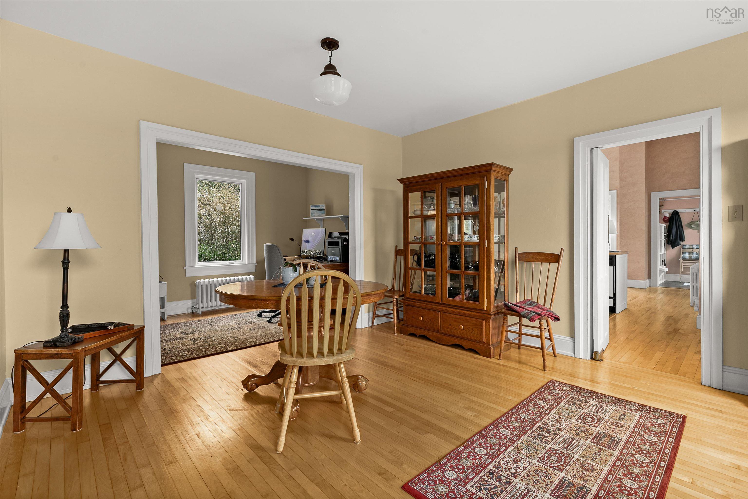 View image 12