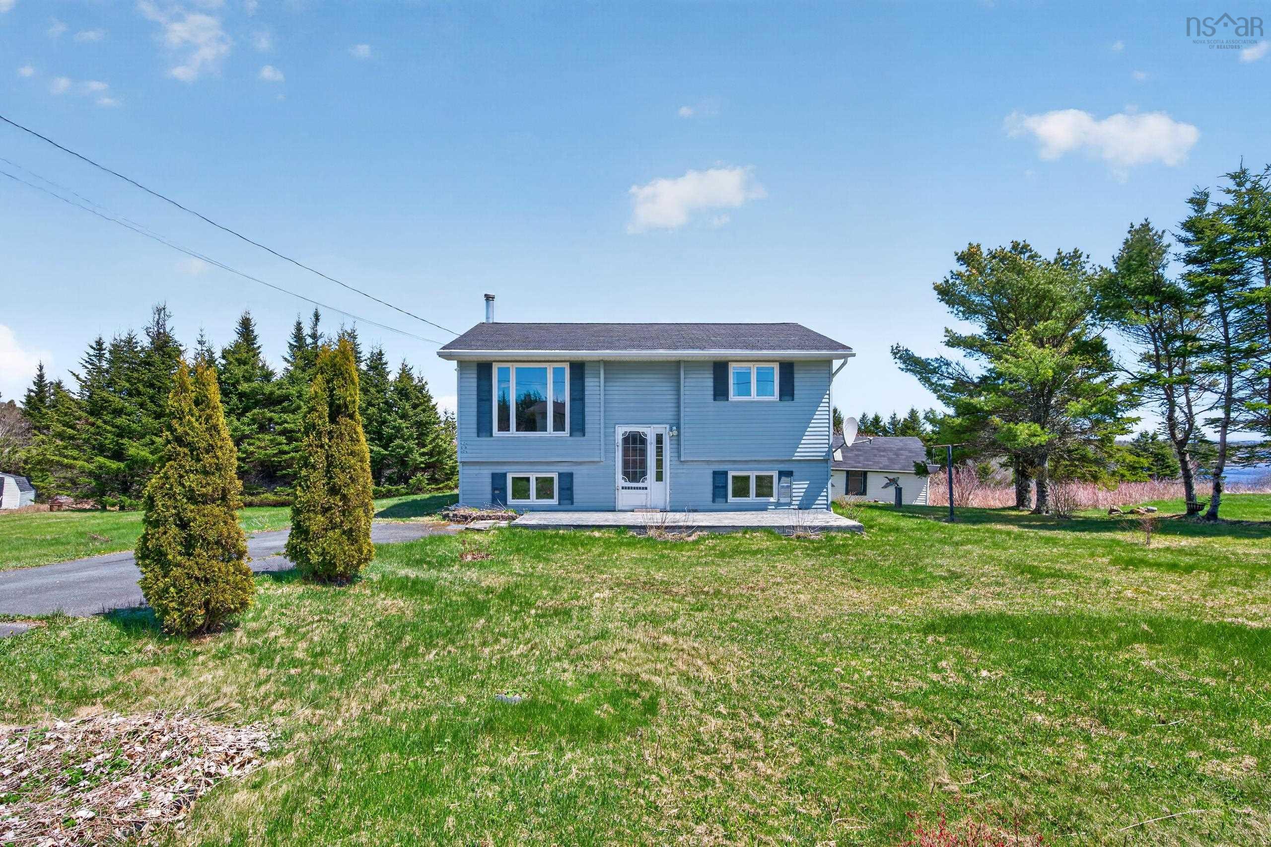 Thumbnail image for 167 Smiths Point Road MLS<sup>®</sup> 202612867