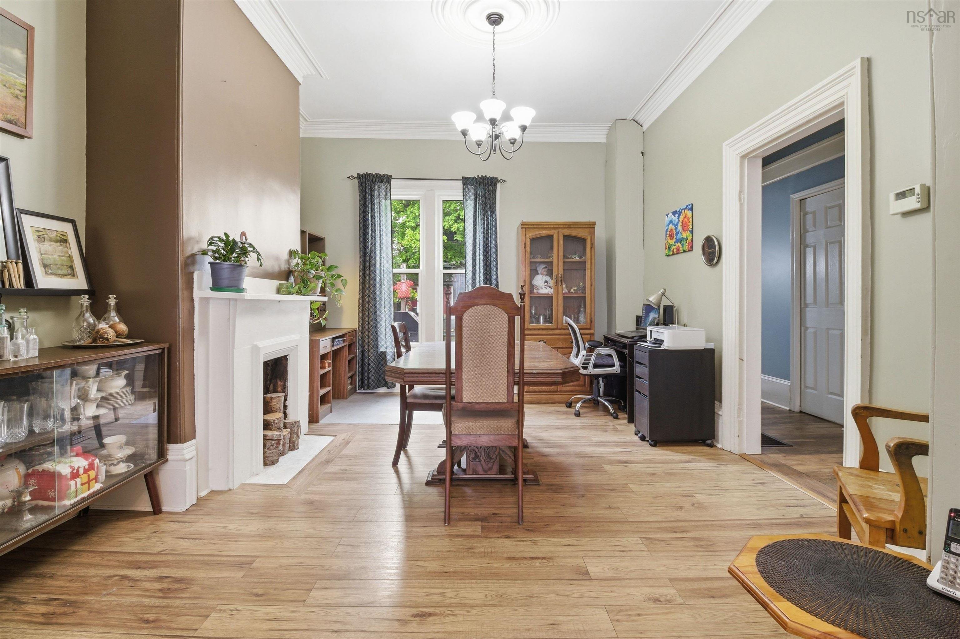 View image 12