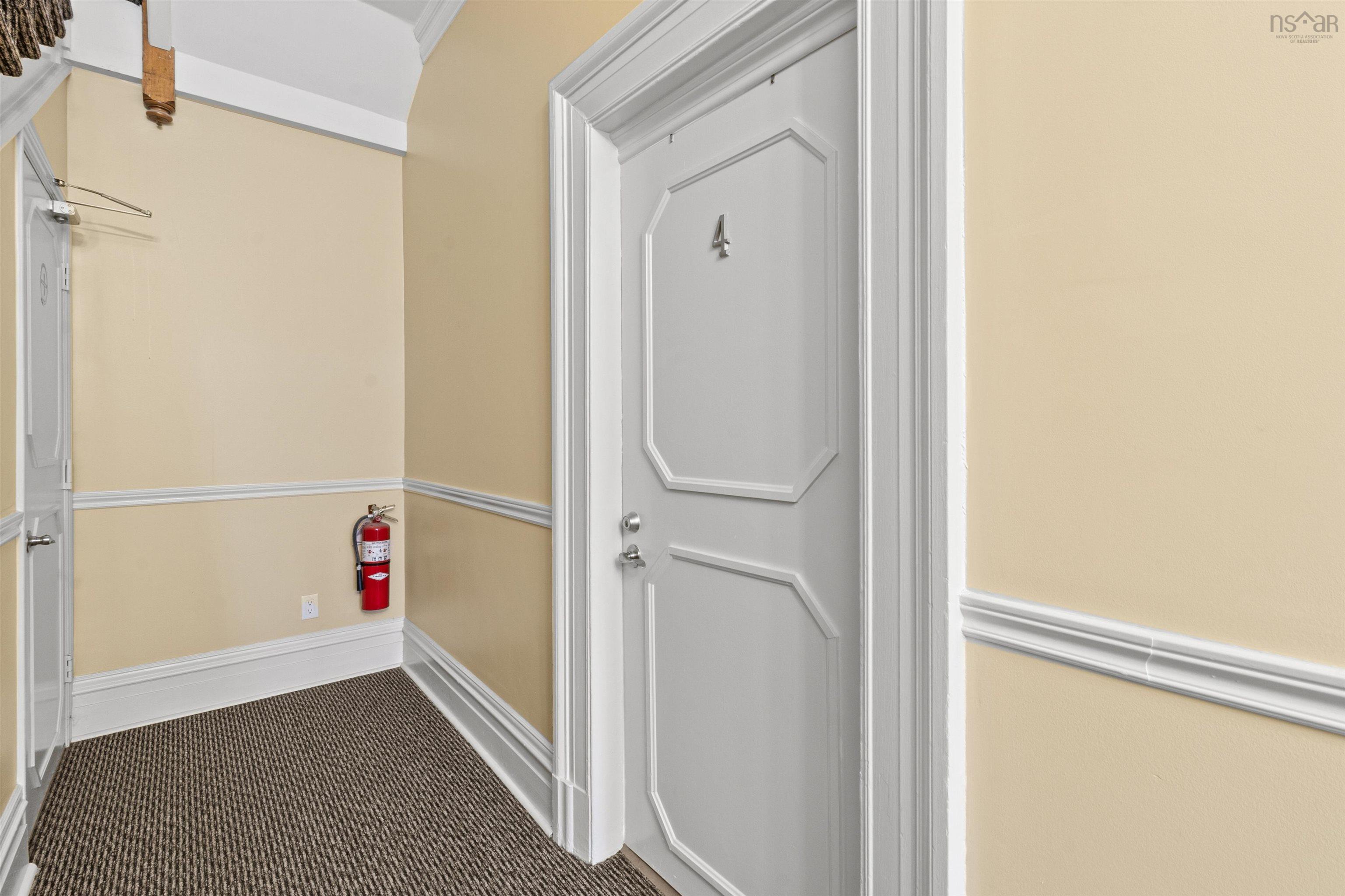 View image 18
