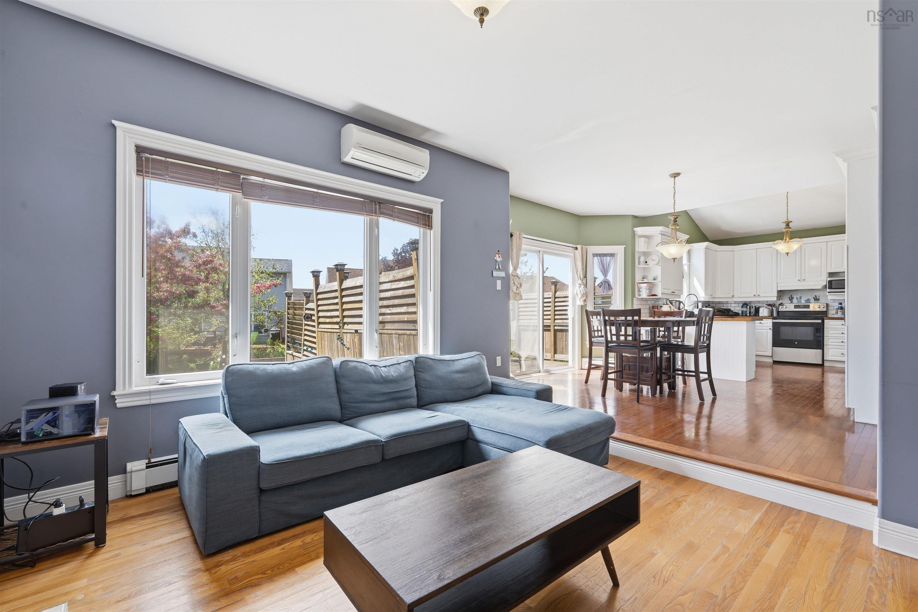 View image 11
