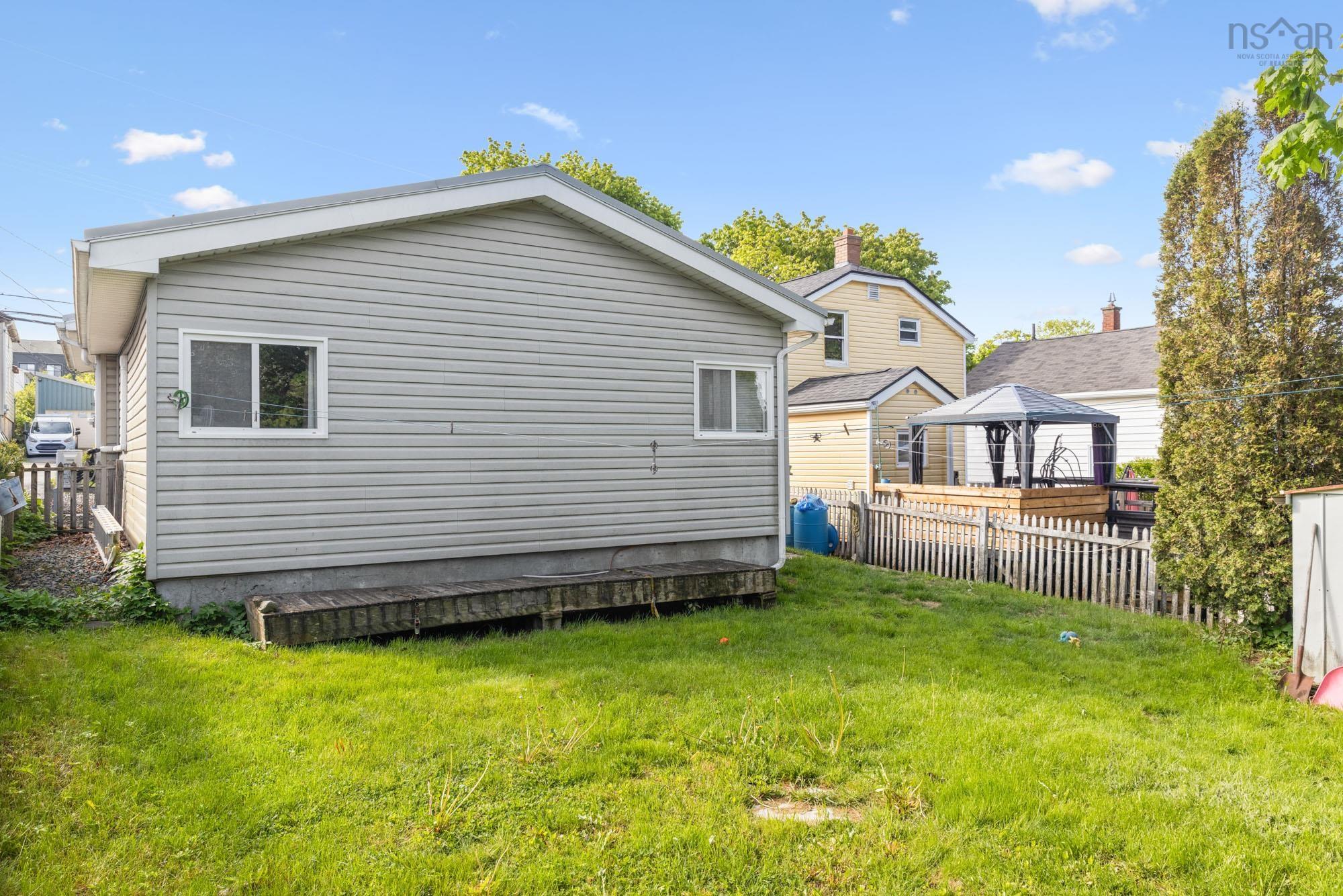 View image 32