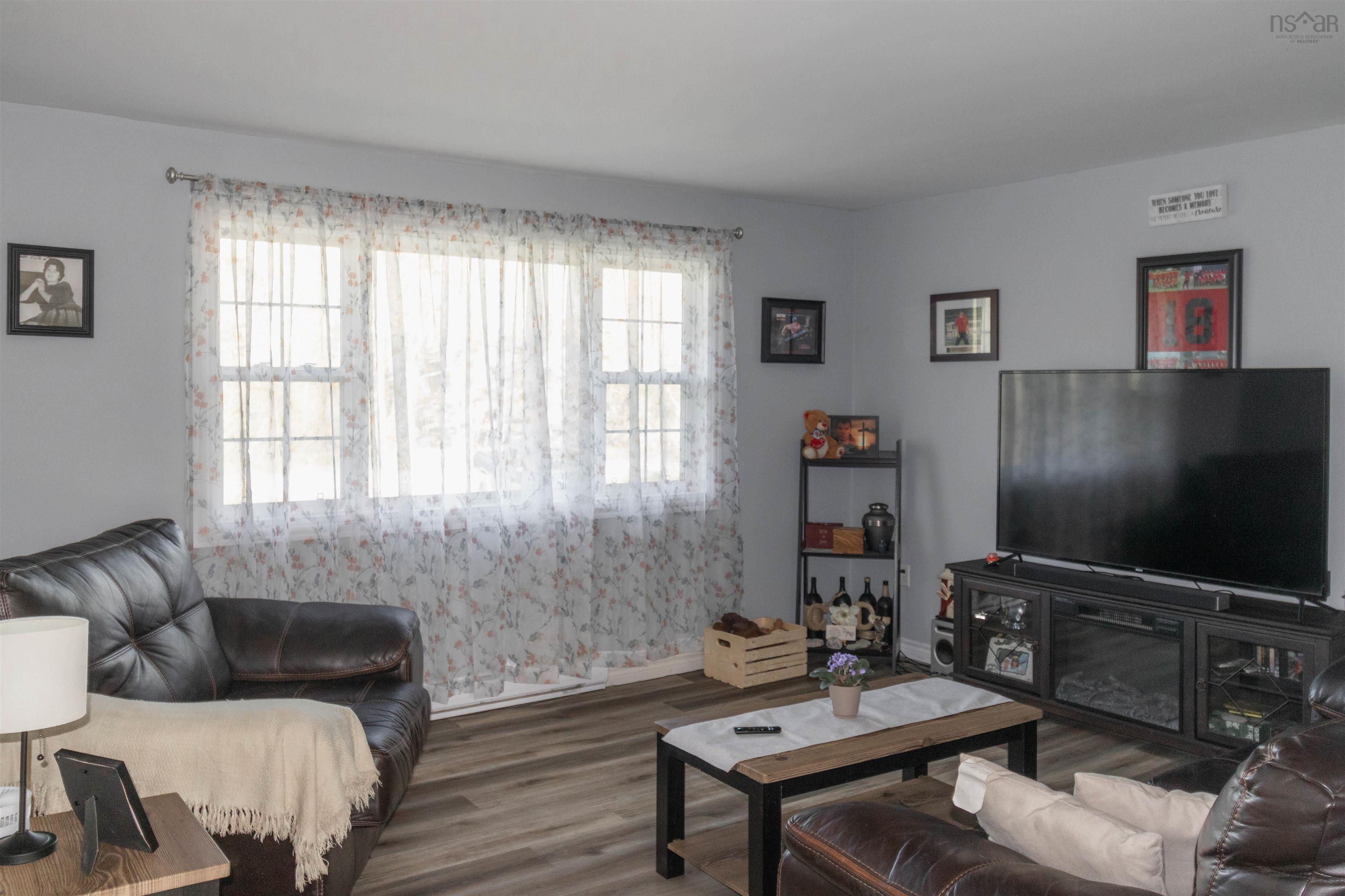 View image 12