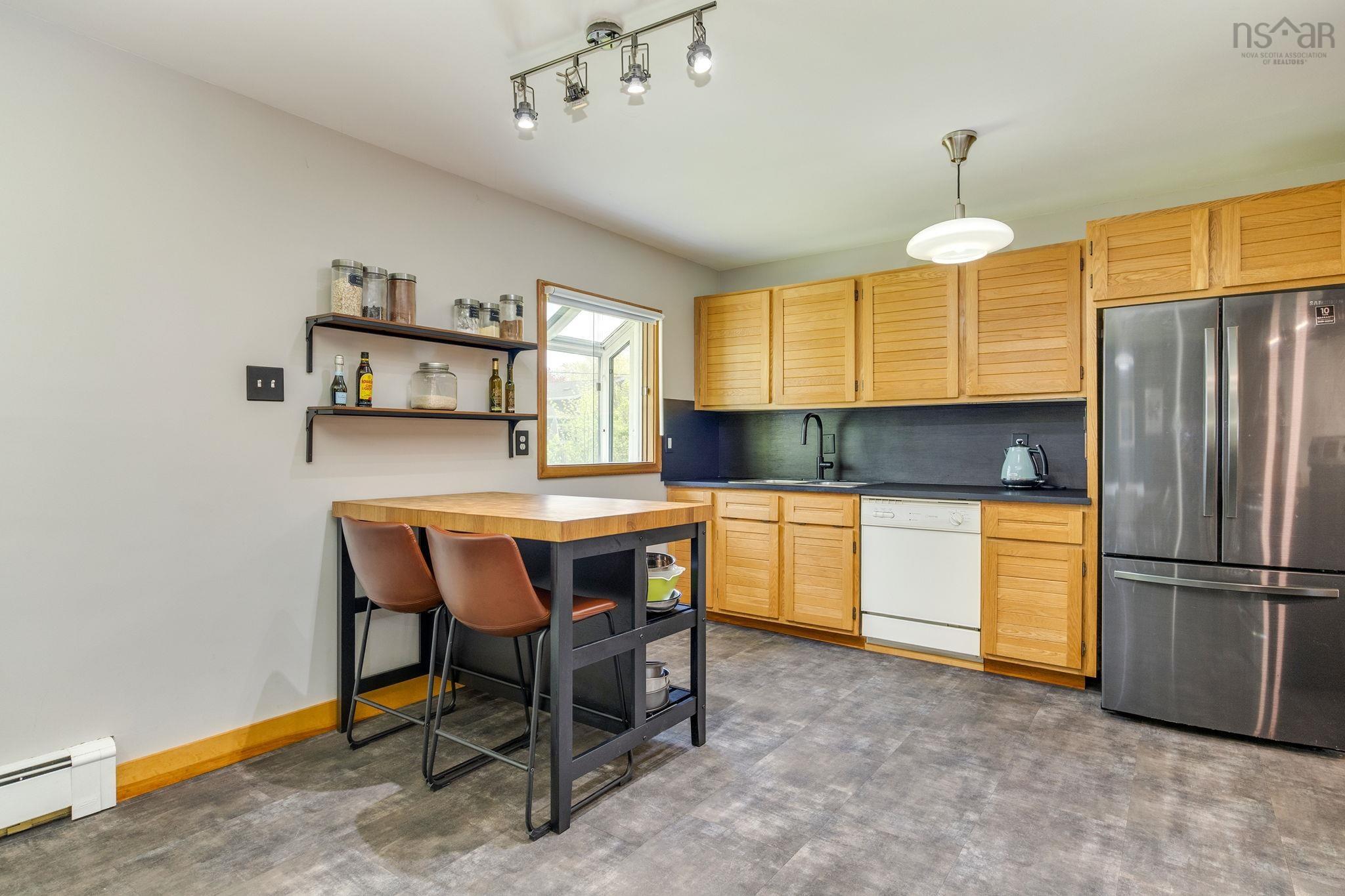 View image 12
