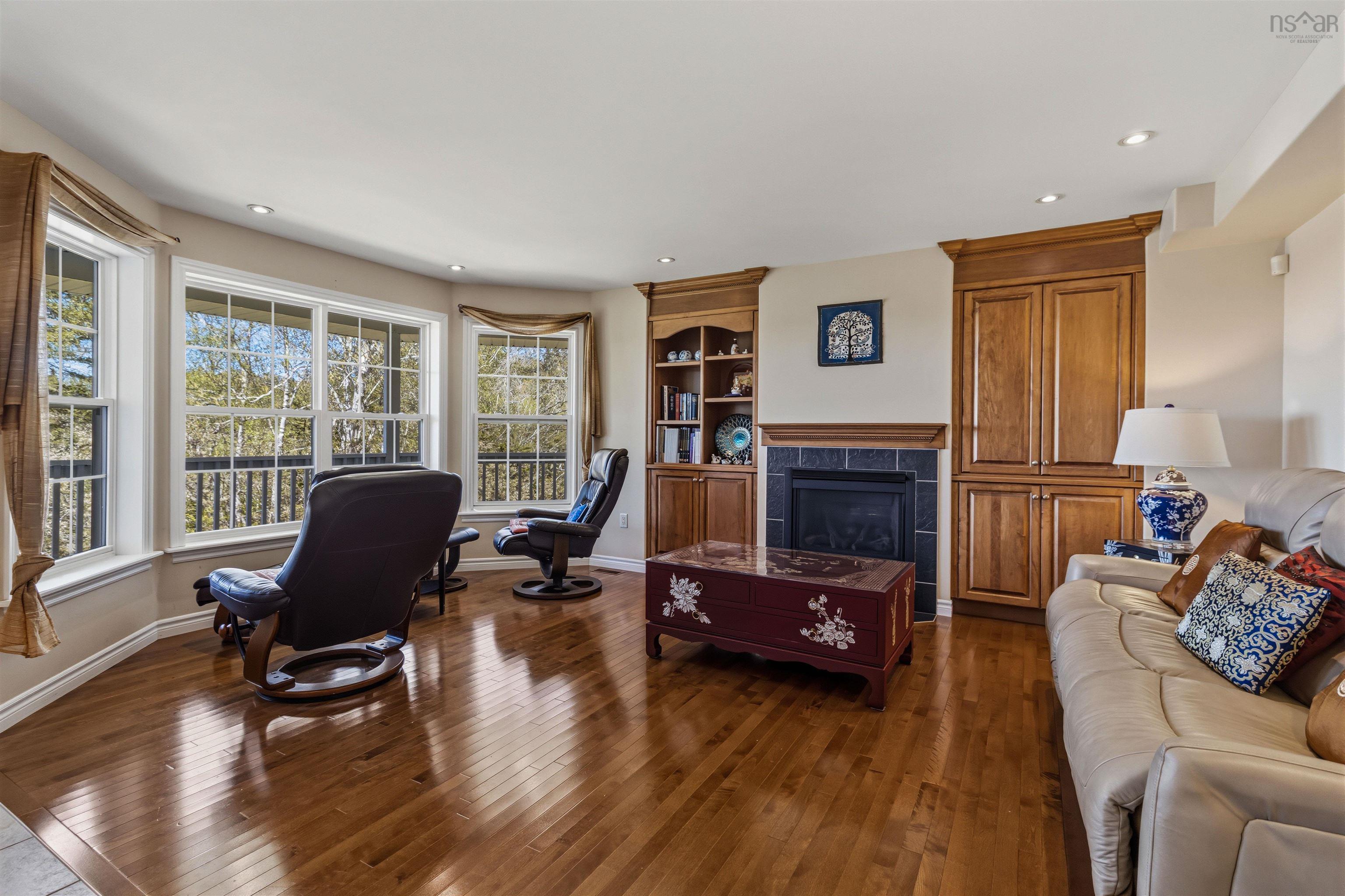 View image 10