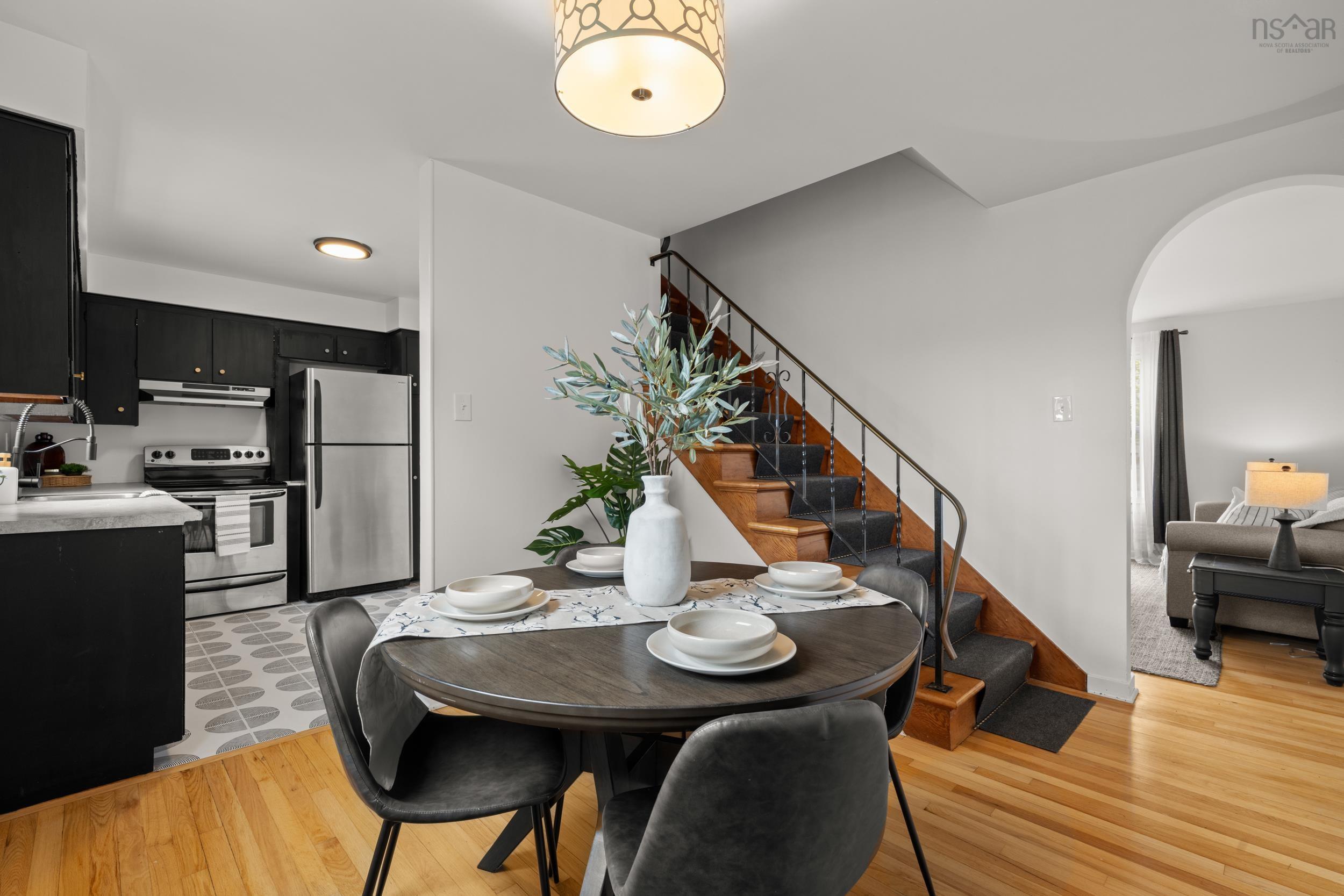 View image 8