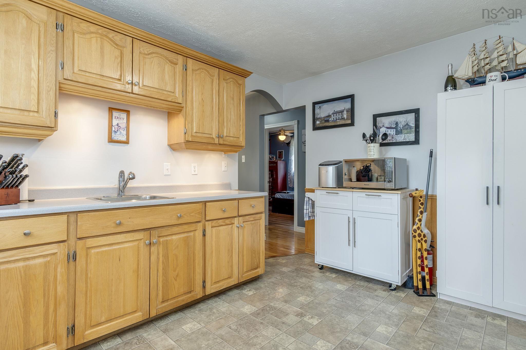 View image 18