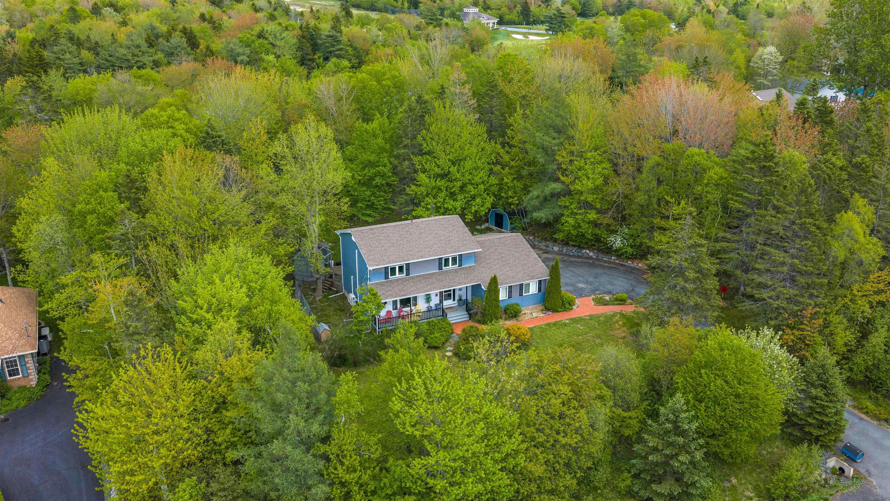 Thumbnail image for 65 Lakehill Drive MLS<sup>®</sup> 202613114
