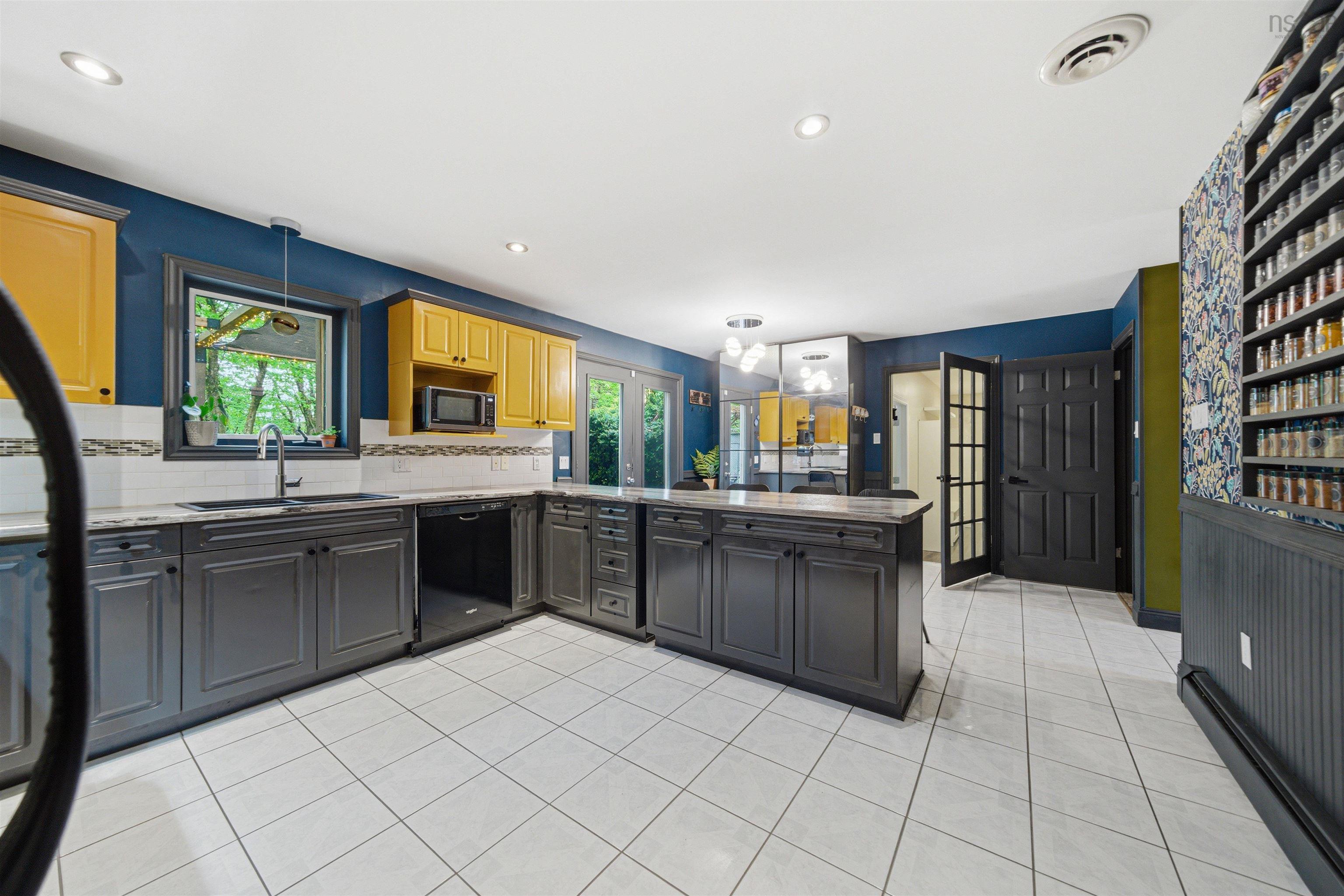 View image 11