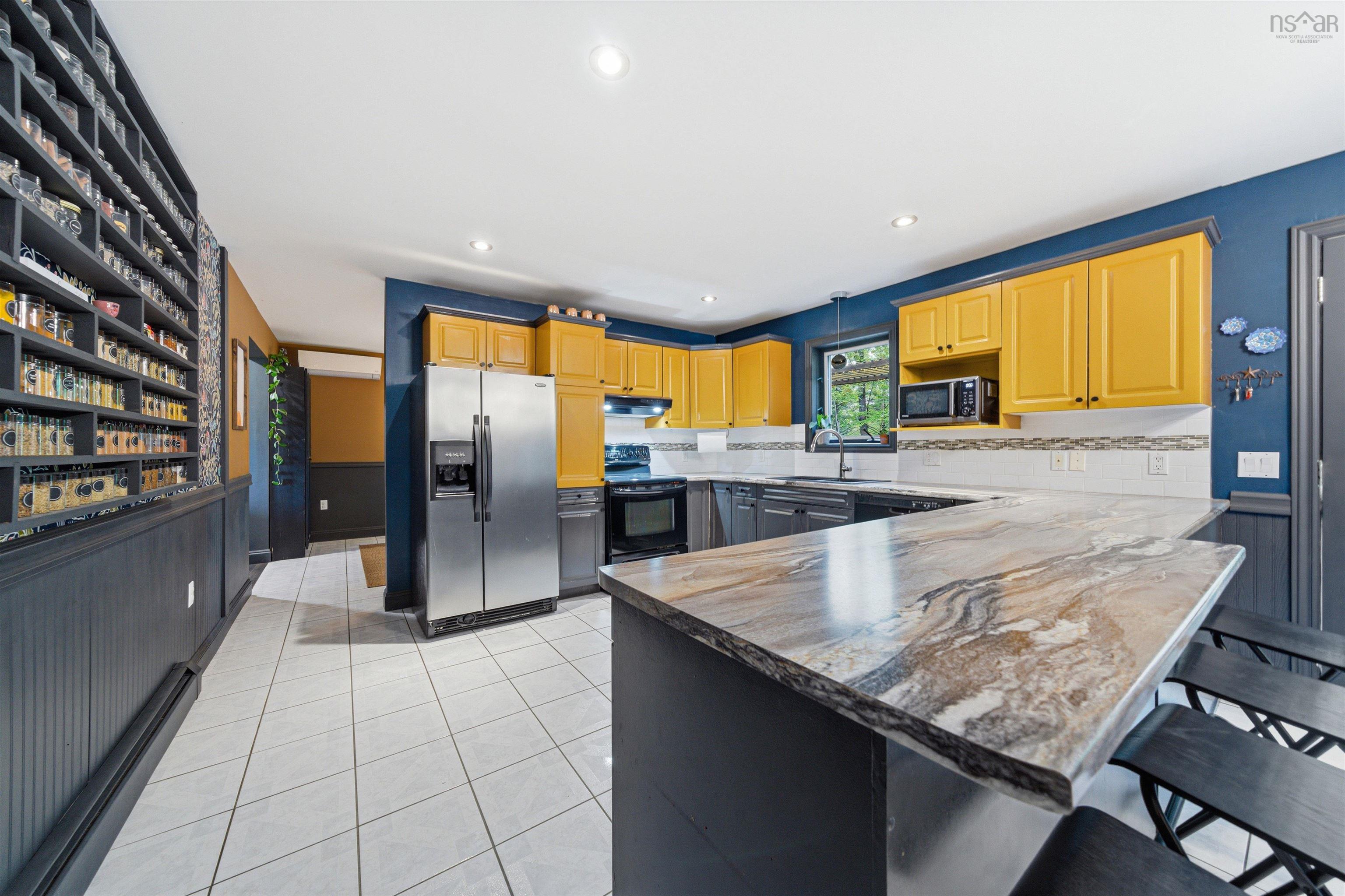 View image 9