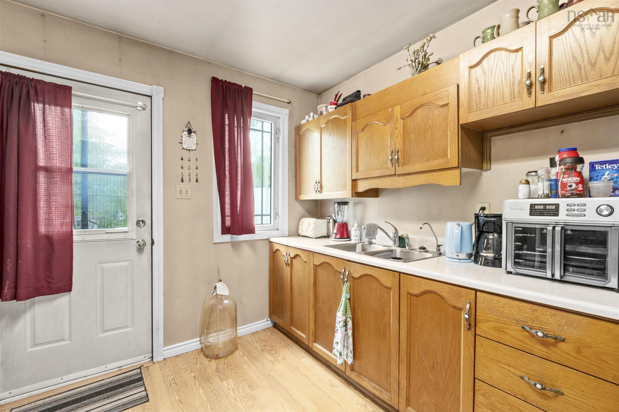 View image 11