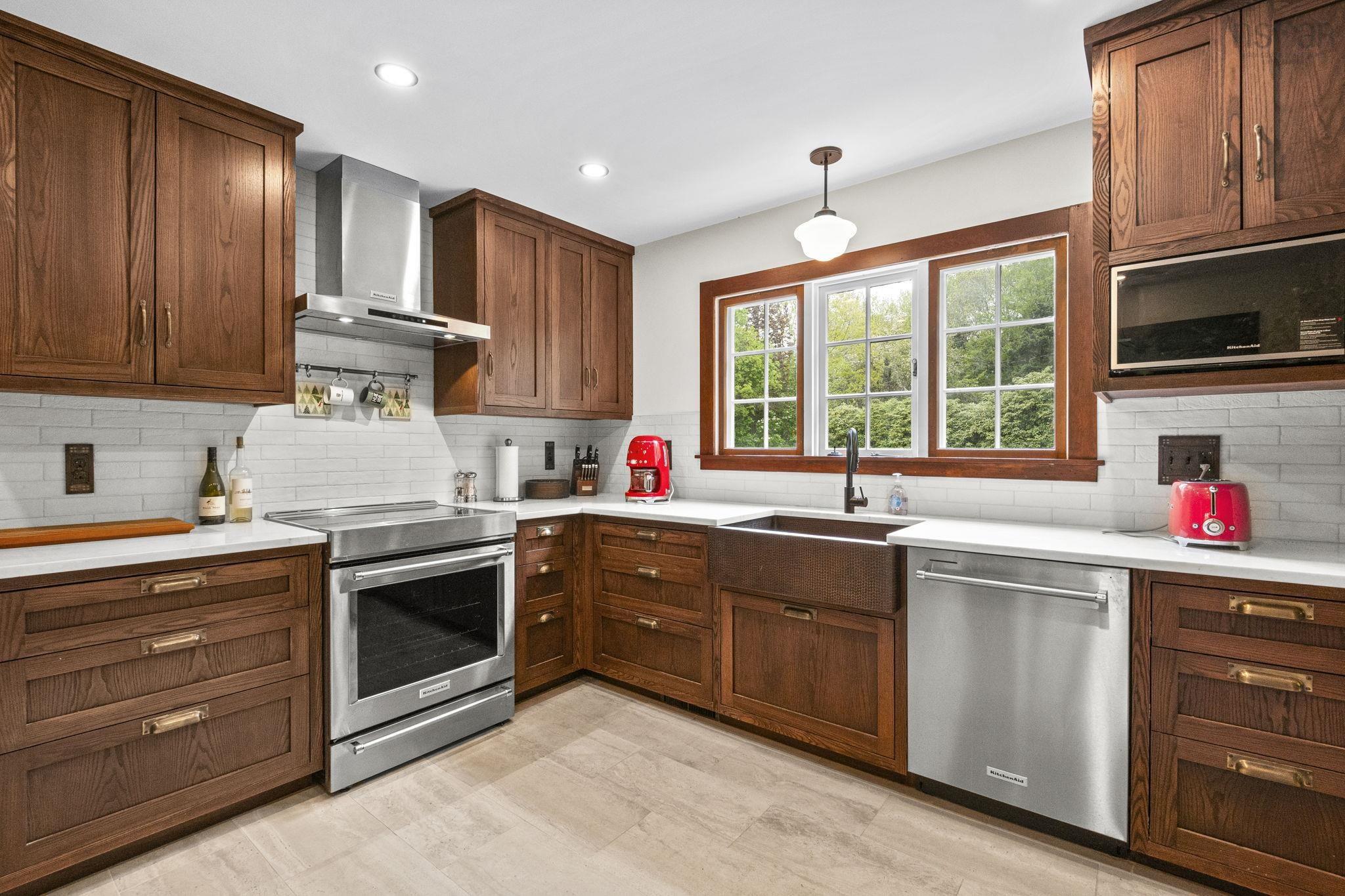 View image 10
