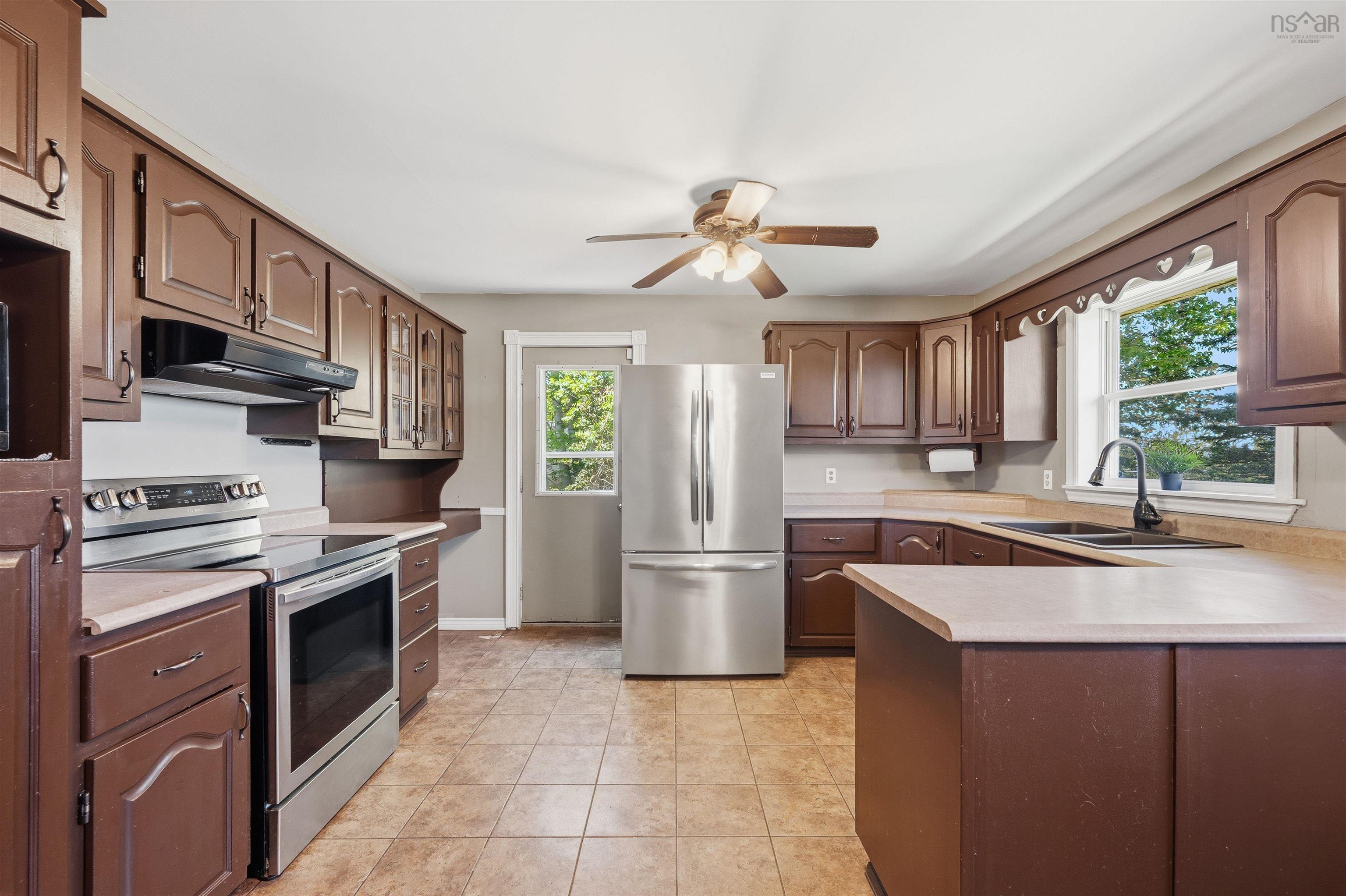 View image 12
