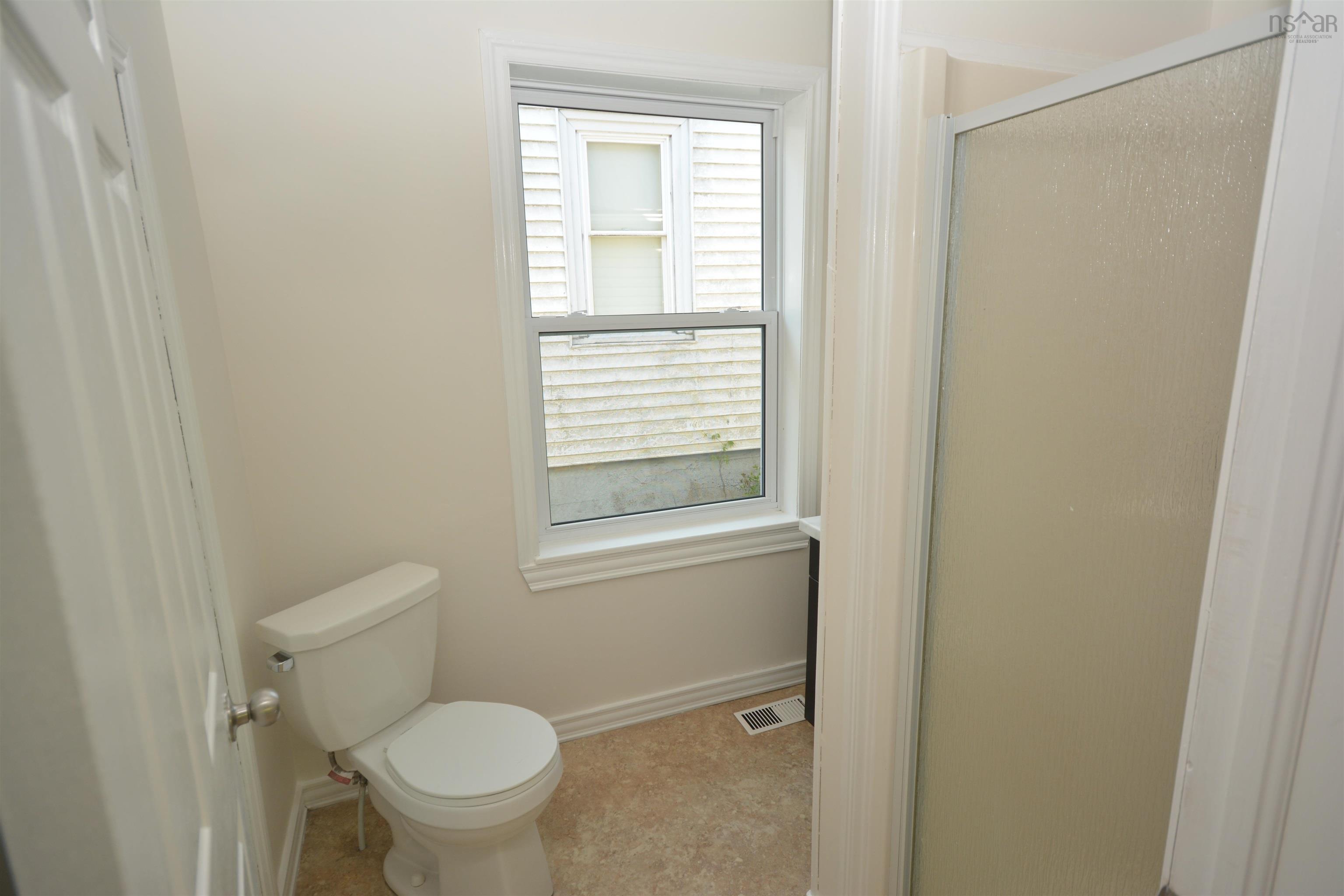 View image 12