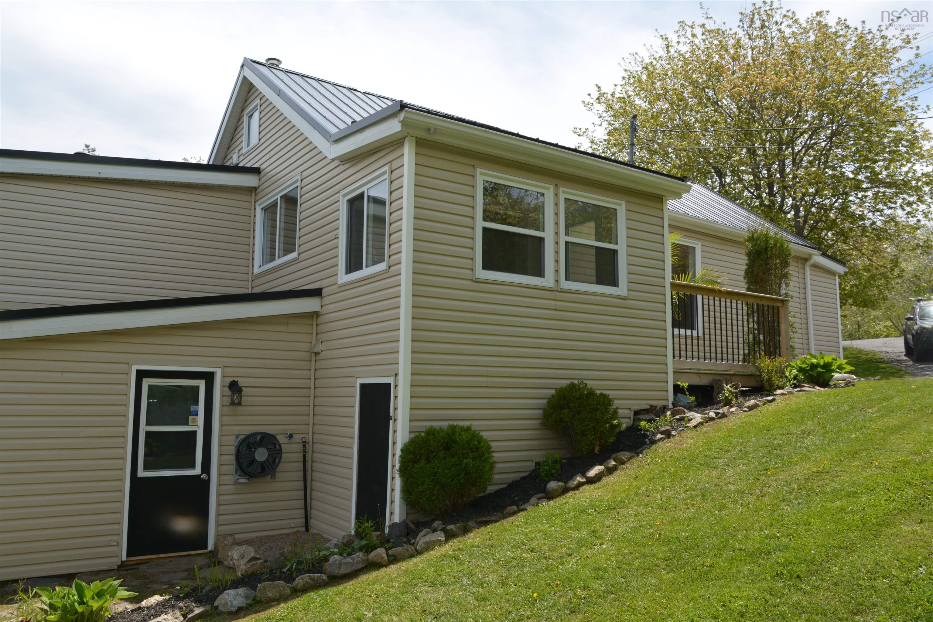 View image 19