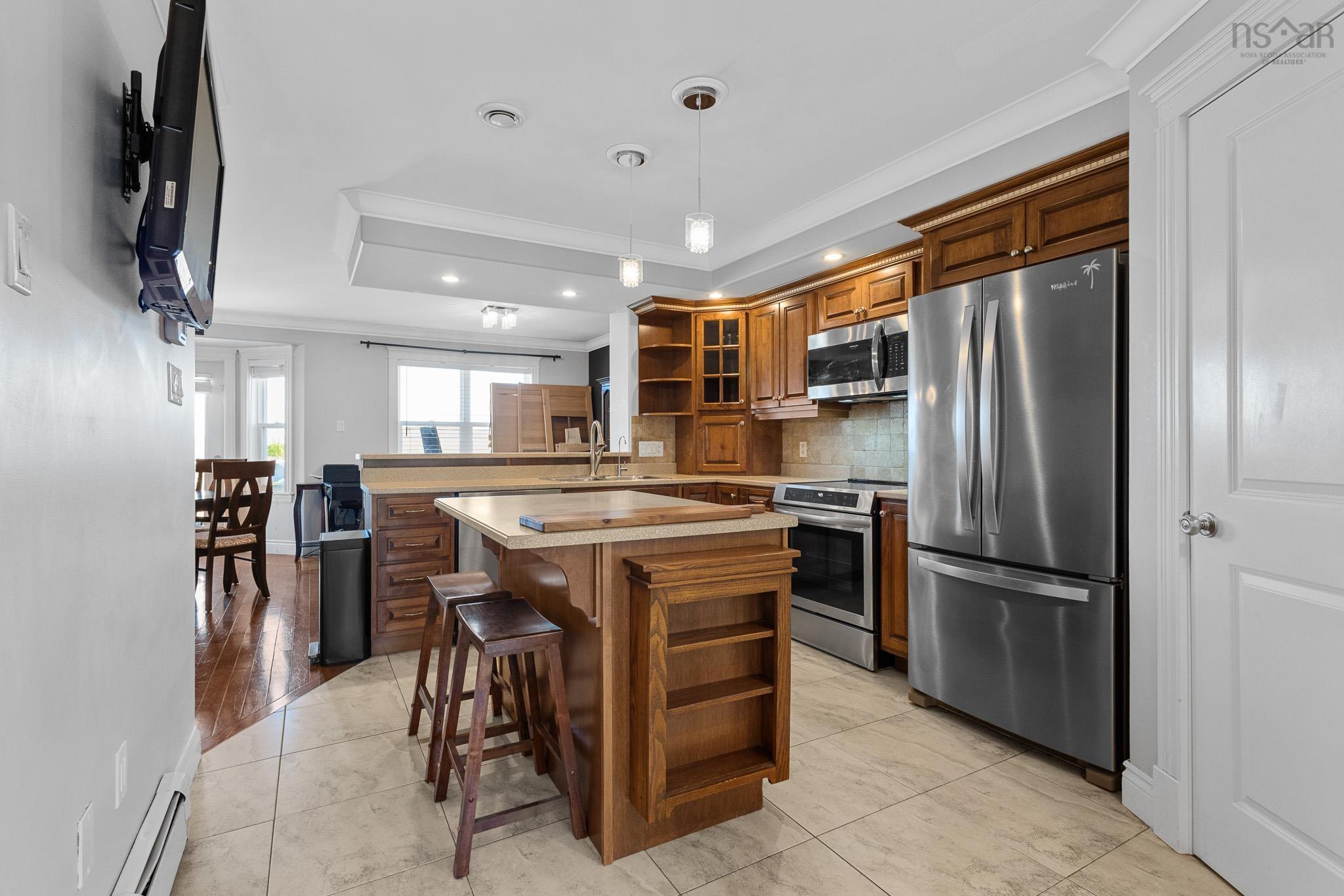 View image 9