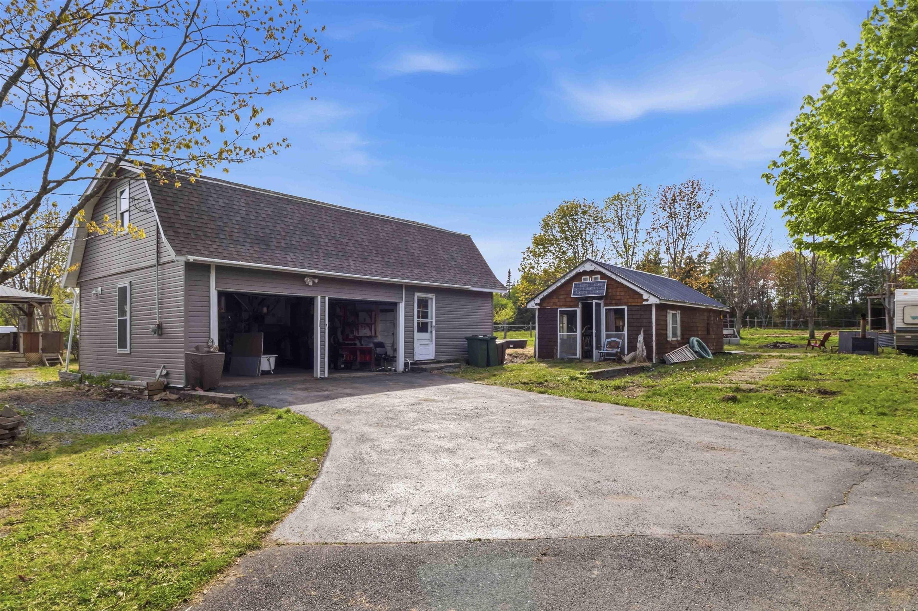 View image 18