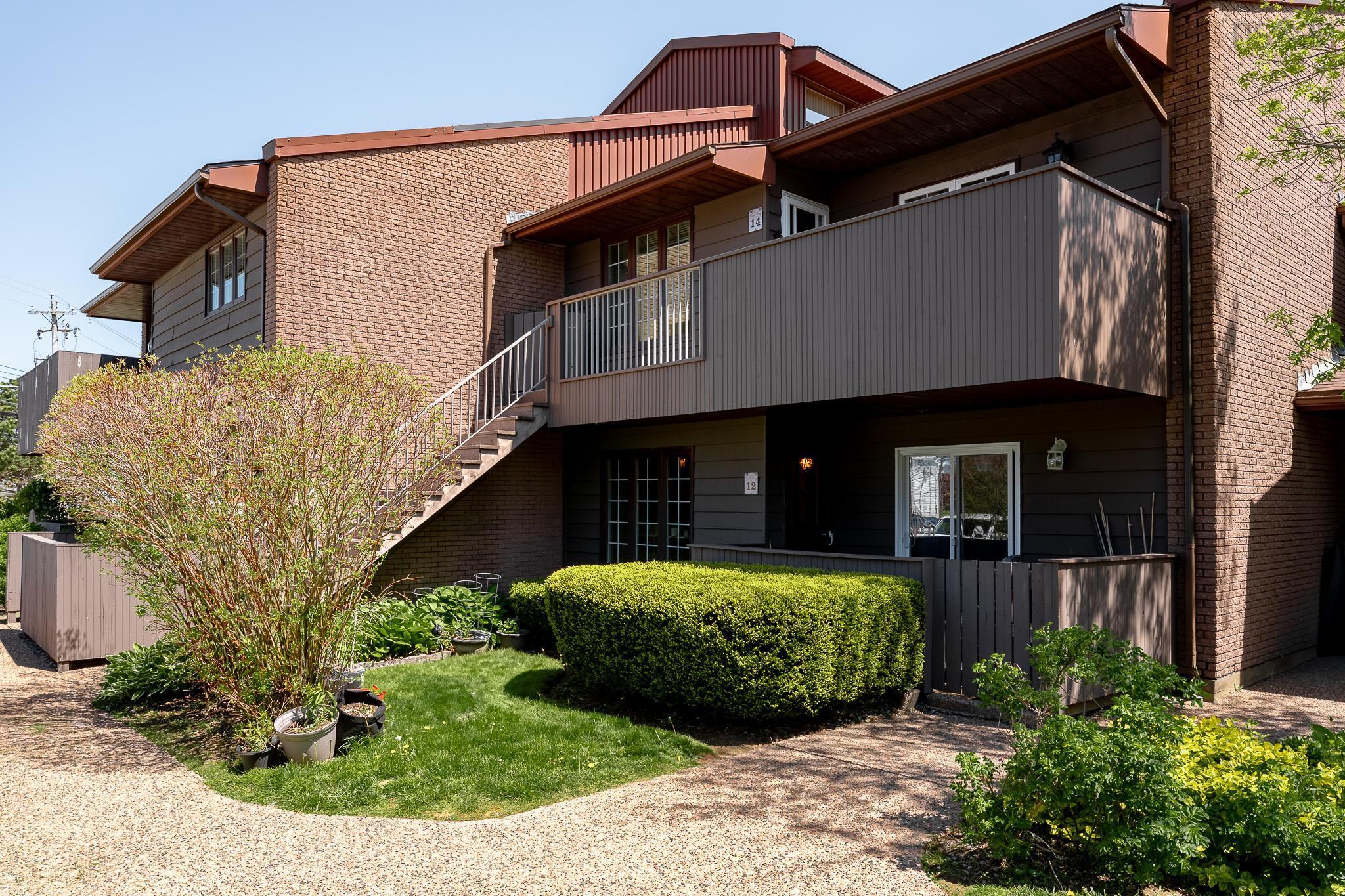 Thumbnail image for 14 4 Rose Way MLS<sup>®</sup> 202613431
