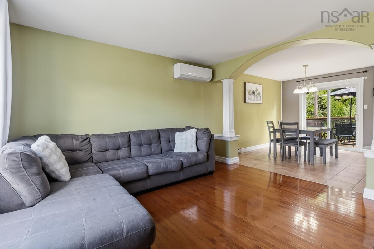 View image 11