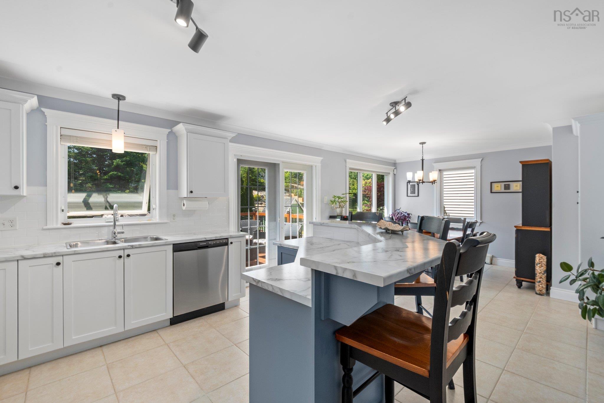 View image 10