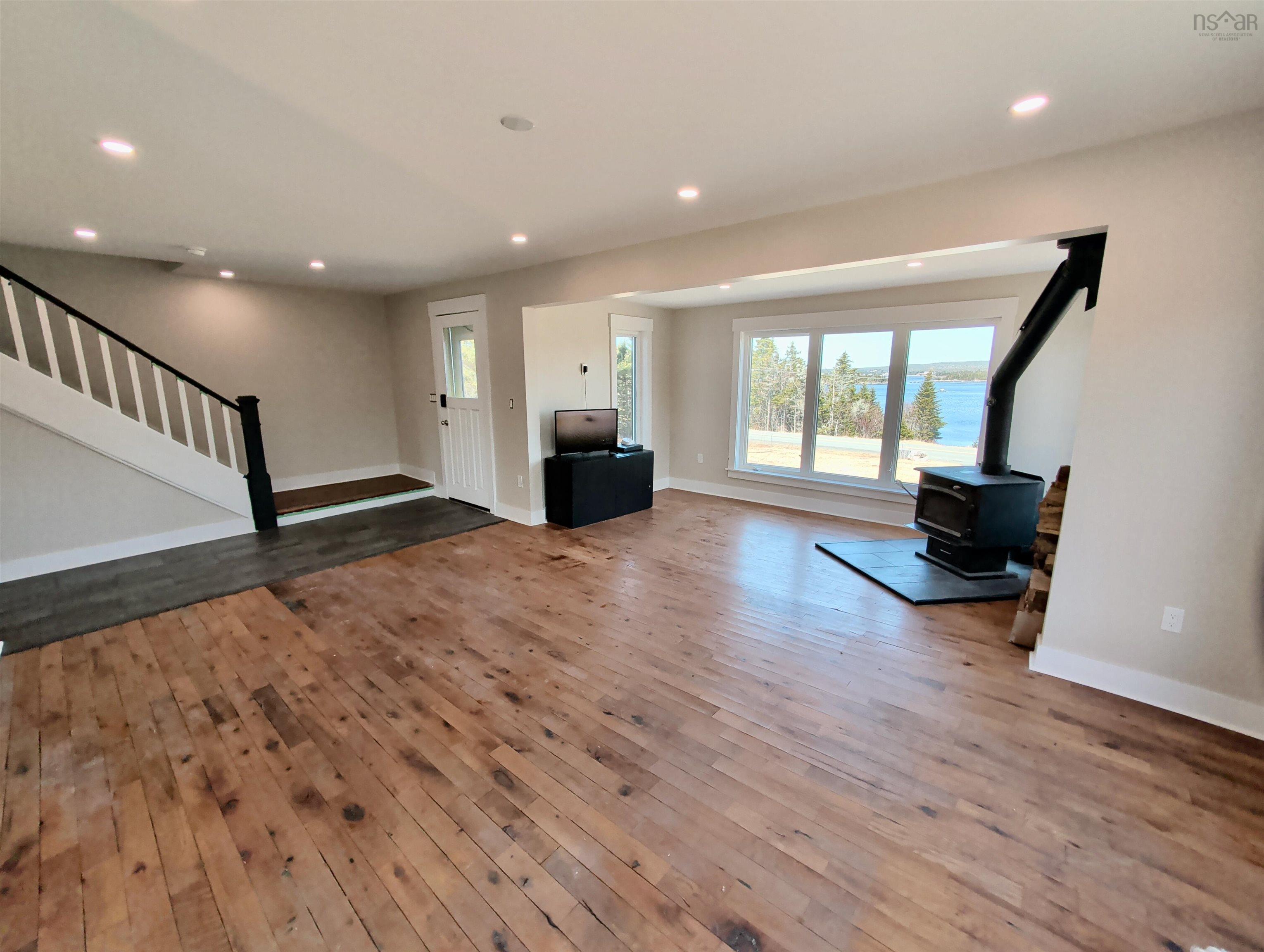 View image 10