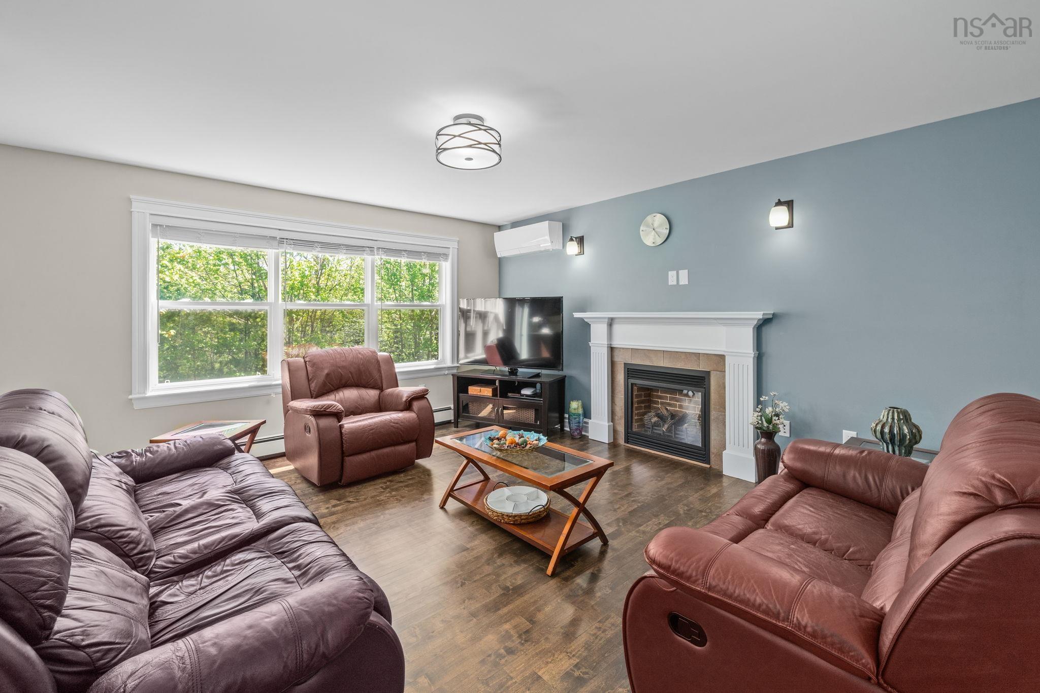 View image 9