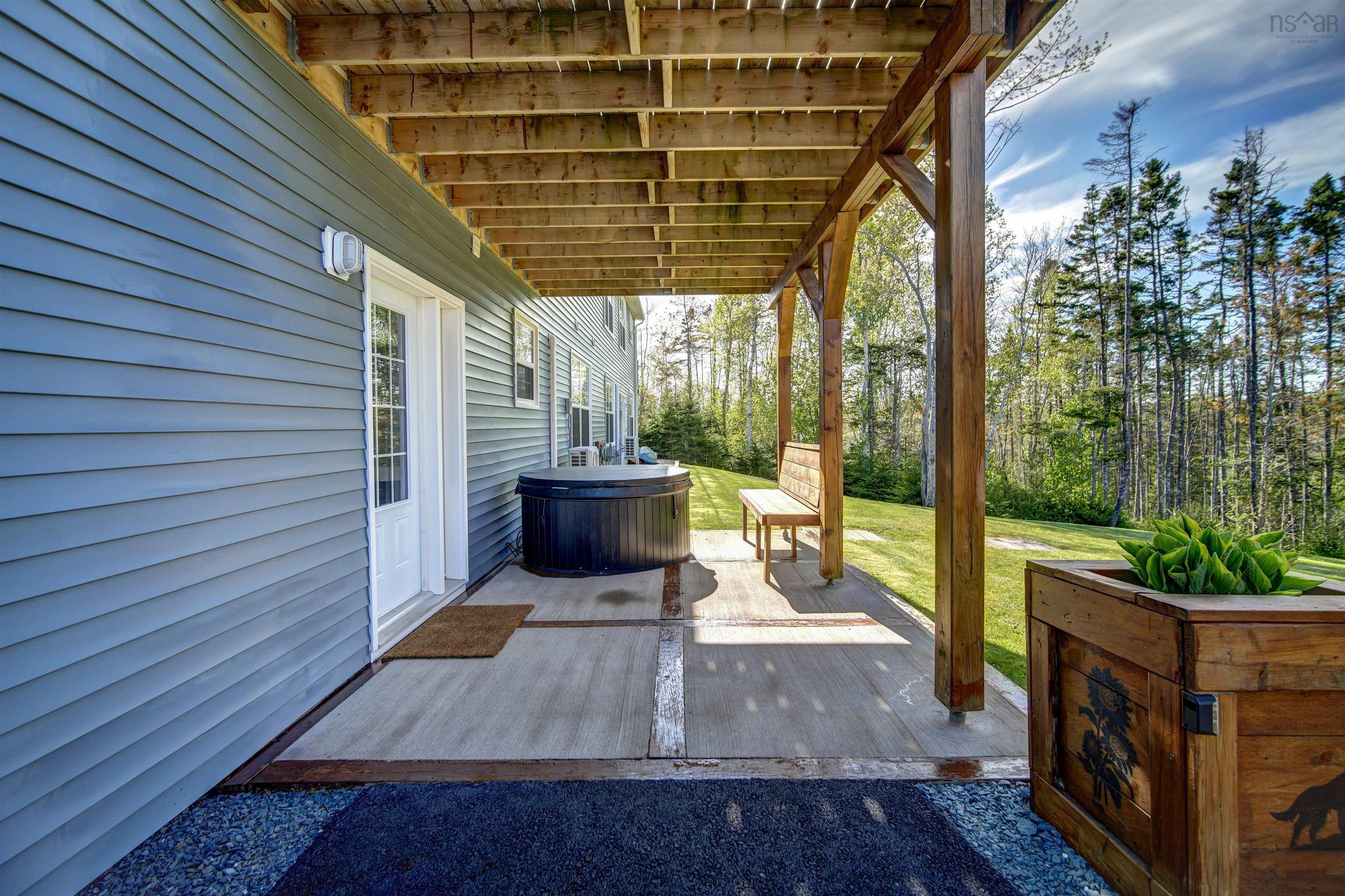 View image 18