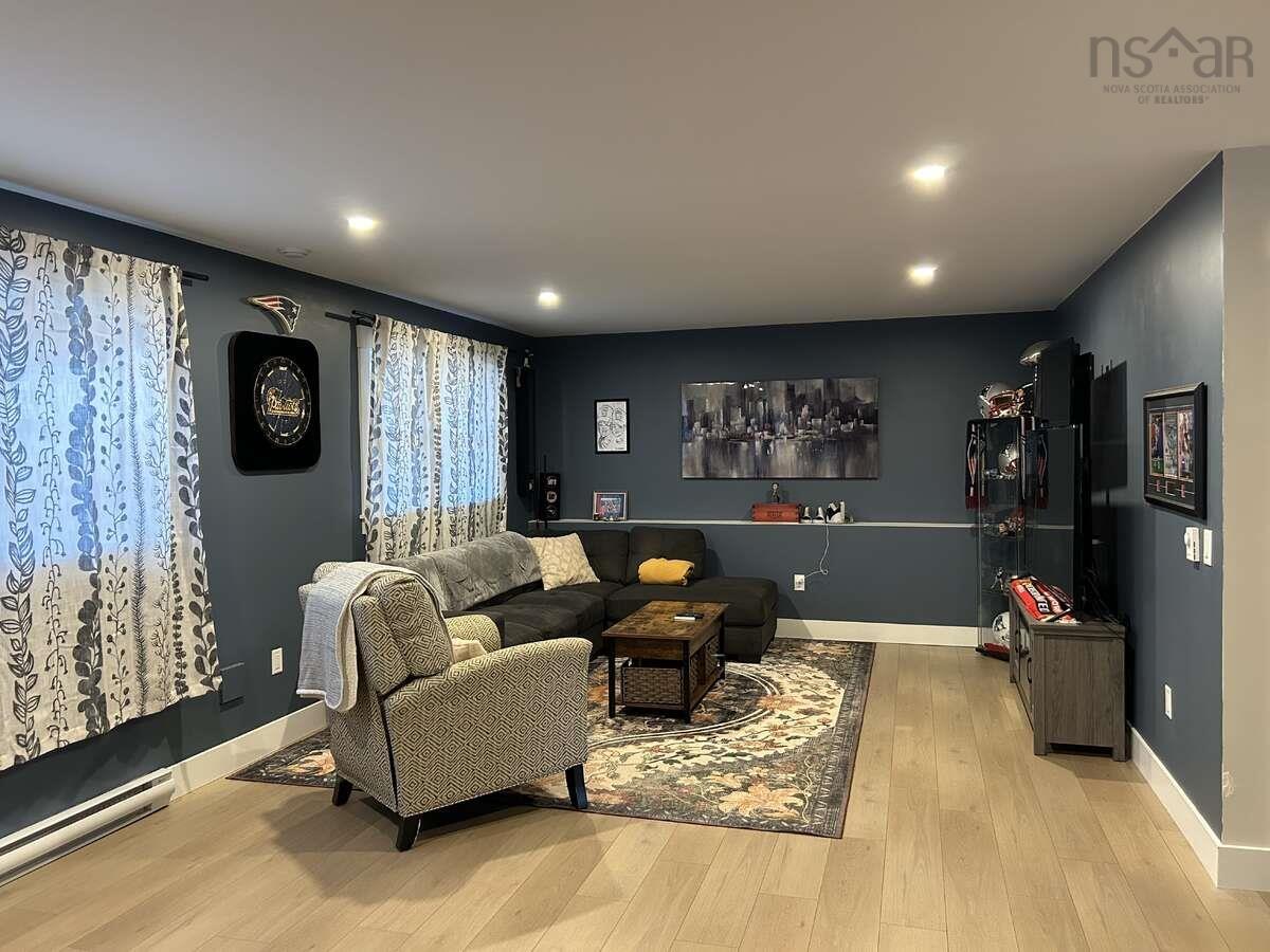 View image 13