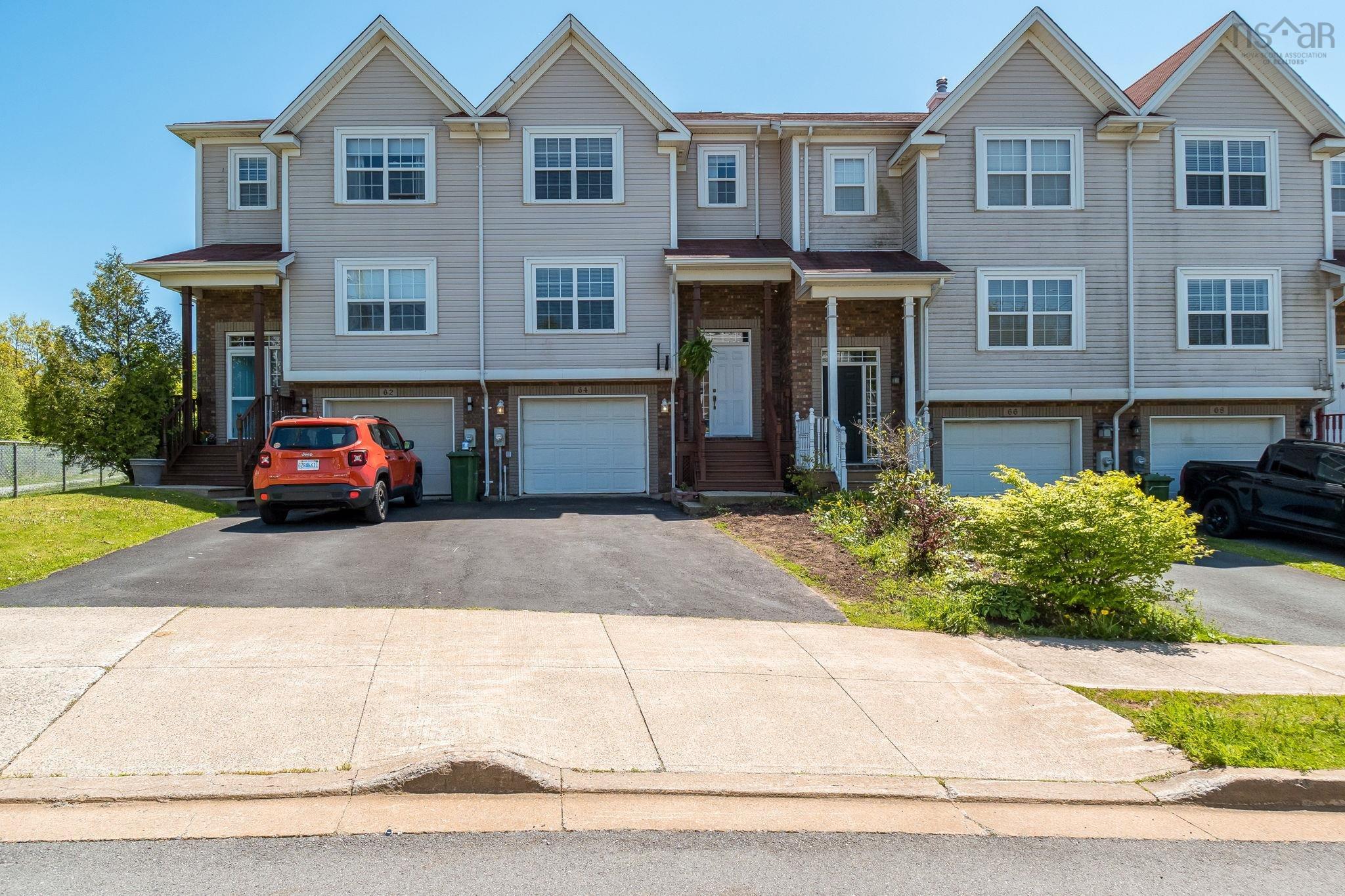 Thumbnail image for 64 Whitehall Crescent MLS<sup>®</sup> 202613515