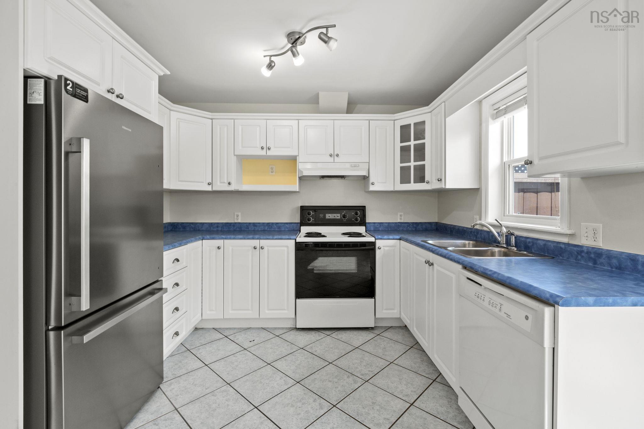 View image 12